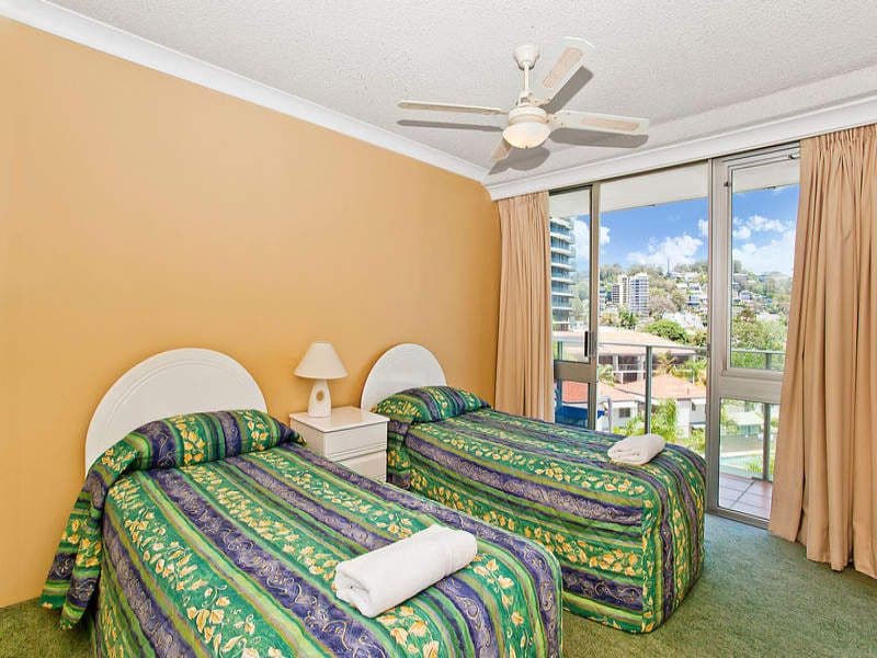 30 The Esplanade, BURLEIGH HEADS QLD 4220, Burleigh Heads - Thumbnail 8