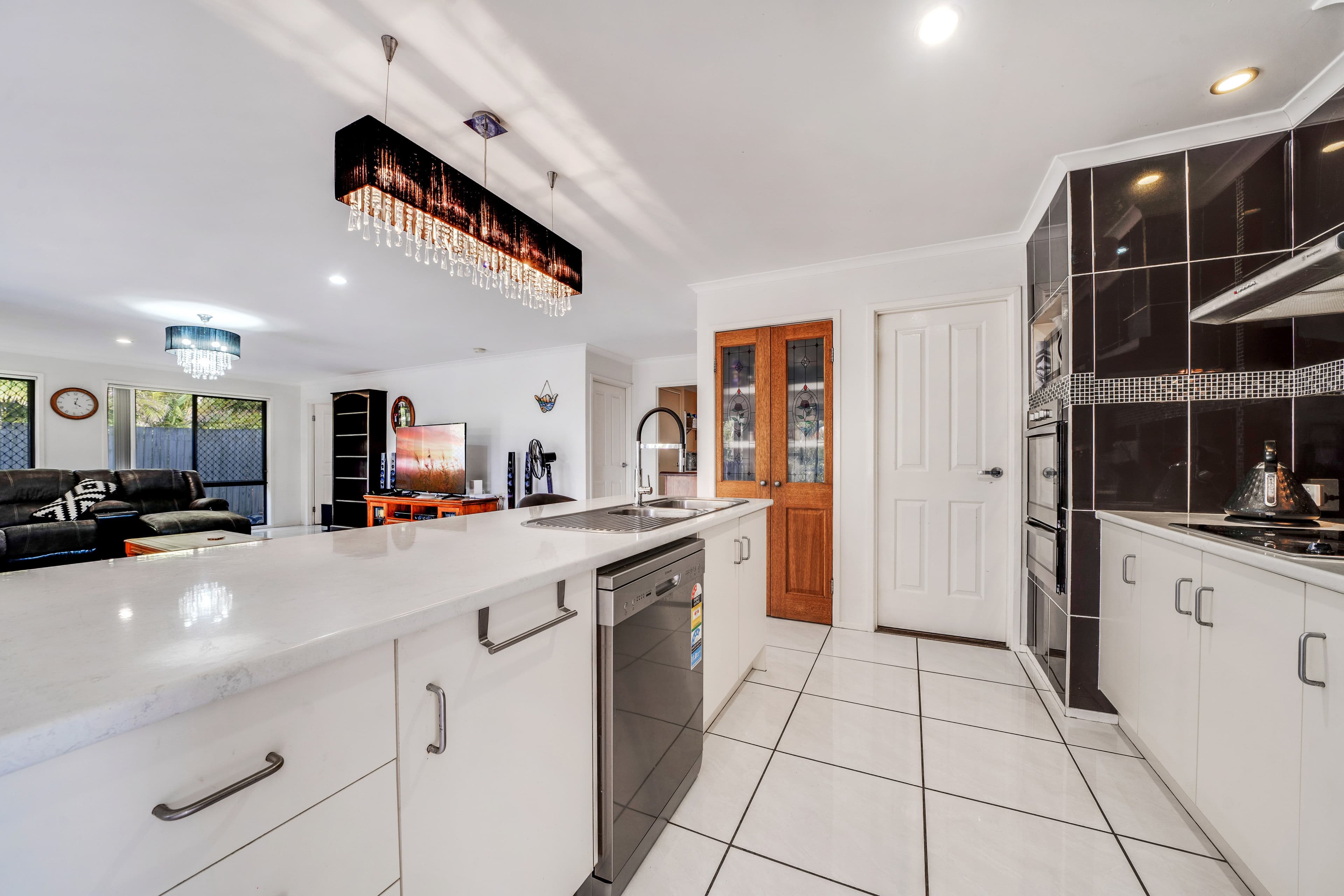 16 Rincon Street, Heritage Park QLD 4118, Heritage Park - Thumbnail 4