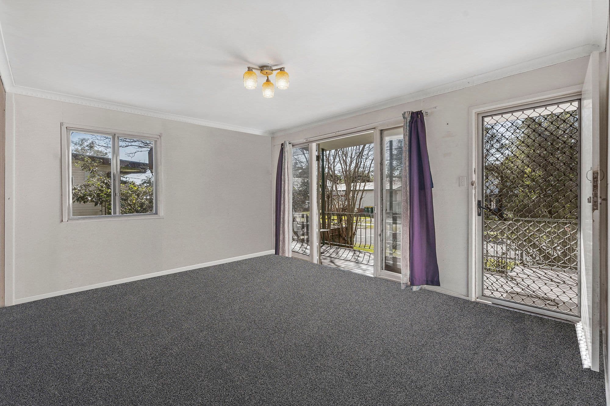 40 Elm Avenue, Woodridge QLD 4114, Woodridge - Thumbnail 3