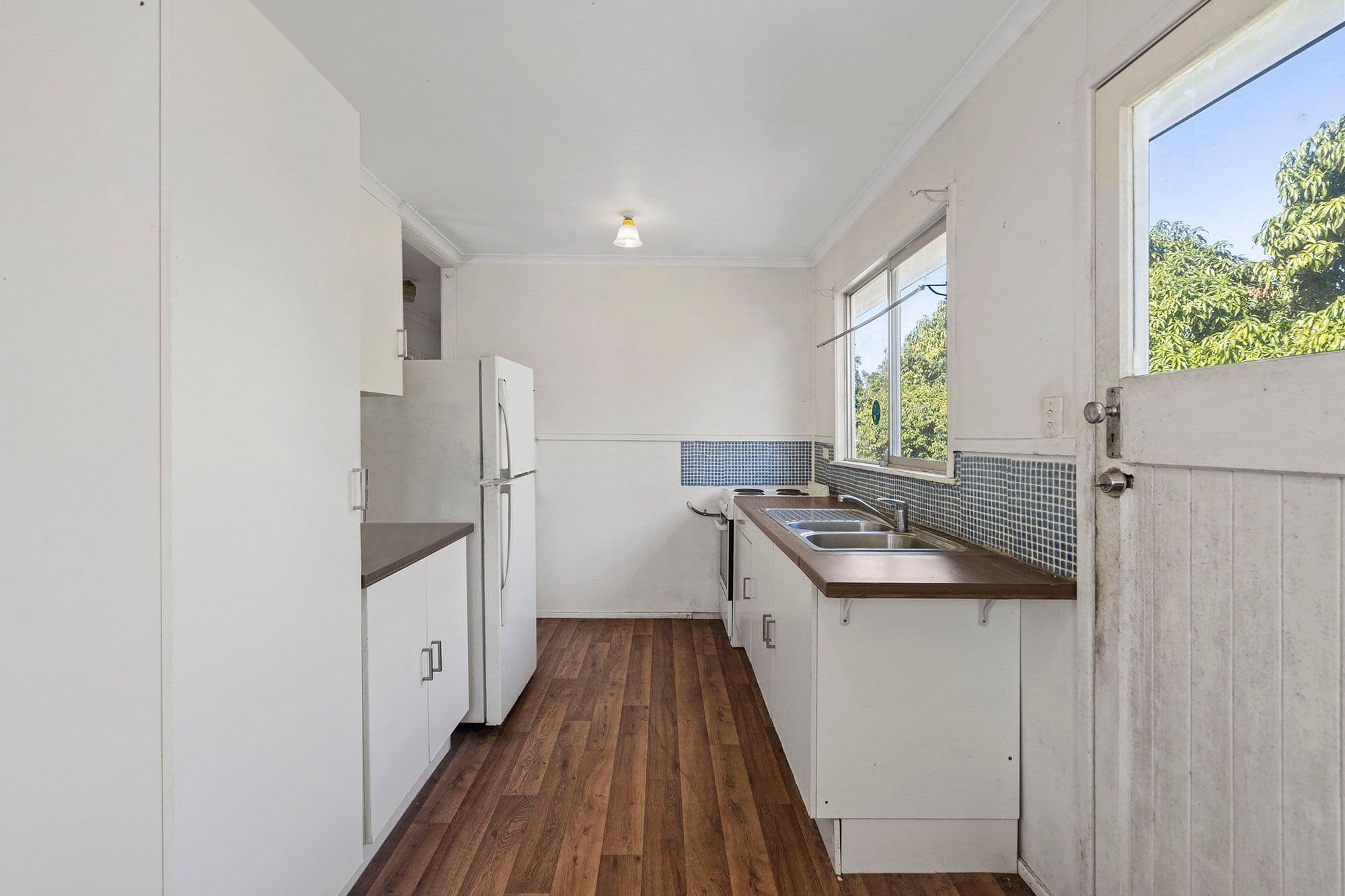 40 Elm Avenue, Woodridge QLD 4114, Woodridge - Thumbnail 5