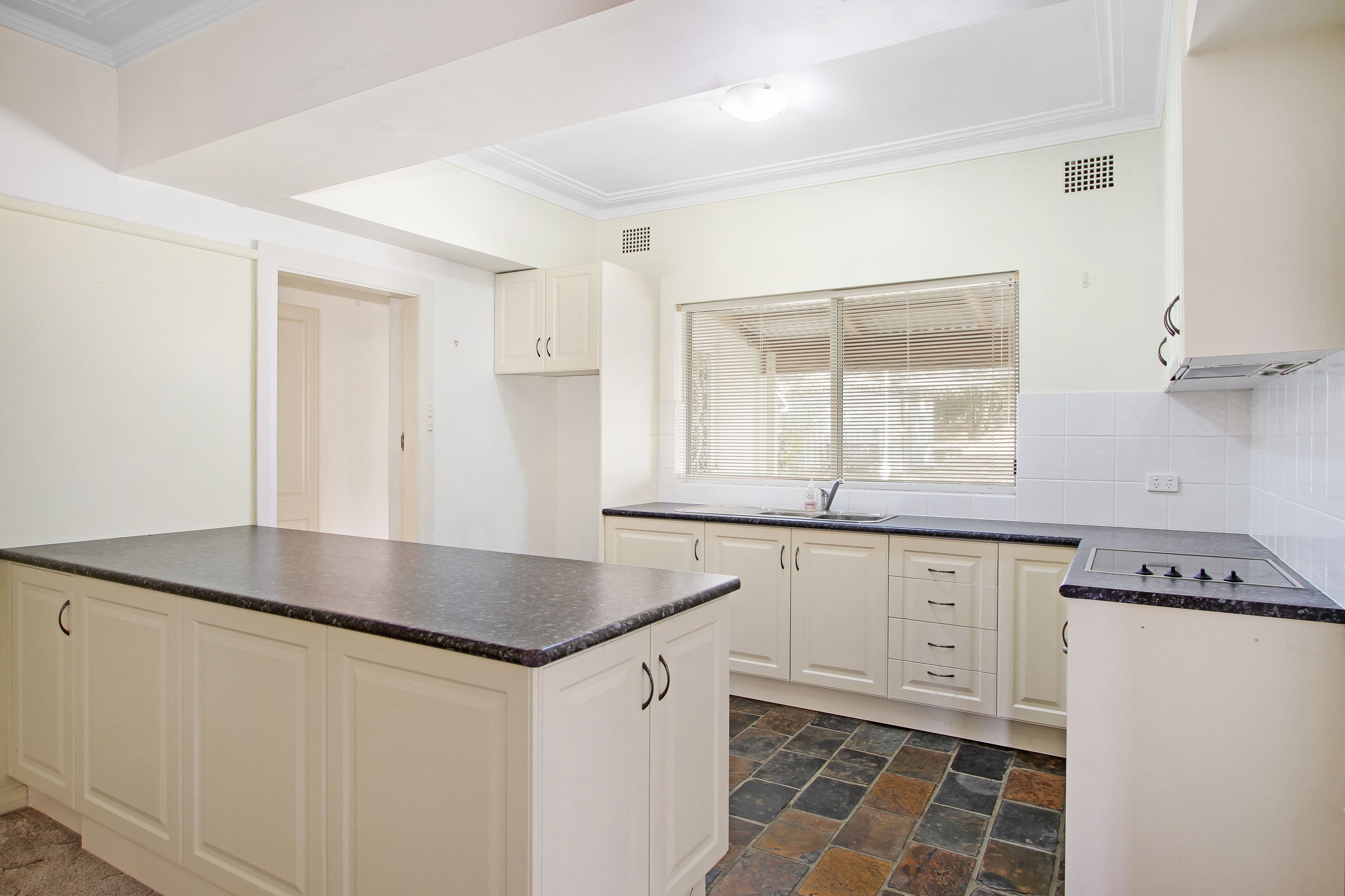 109 Goonoo Goonoo Road, Tamworth NSW 2340, Tamworth - Thumbnail 4