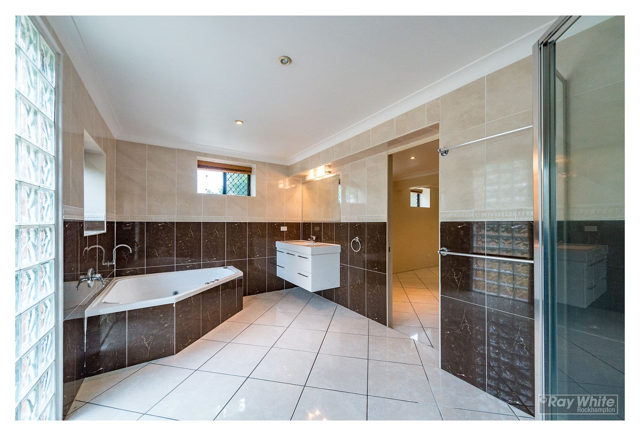 248 Farm Street, Kawana QLD 4701, Kawana - Thumbnail 7