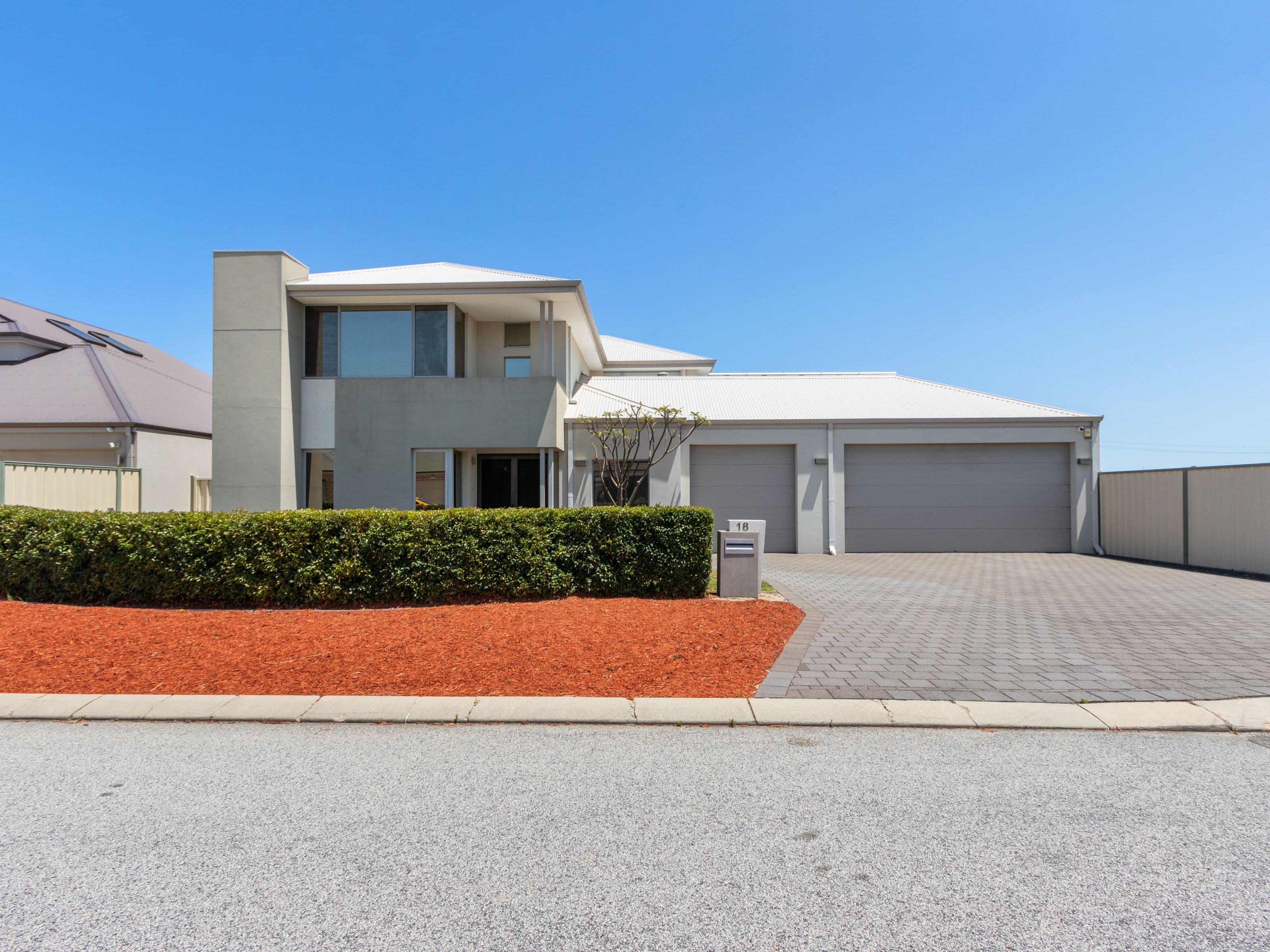 18 Dotterel Way, East Cannington WA 6107, East Cannington - Thumbnail 2