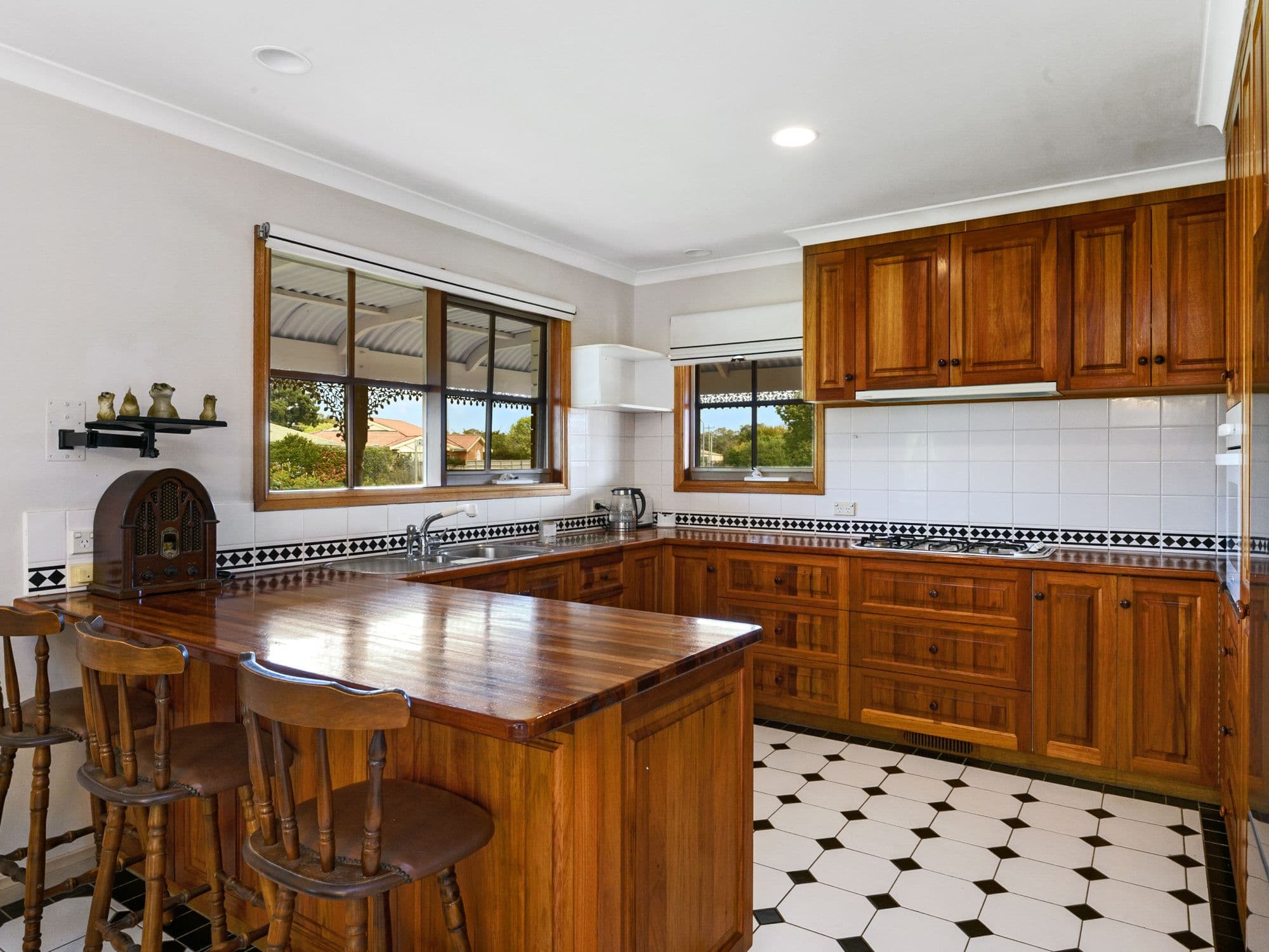2 Kurrajong Court, Benalla VIC 3672, Benalla - Thumbnail 2