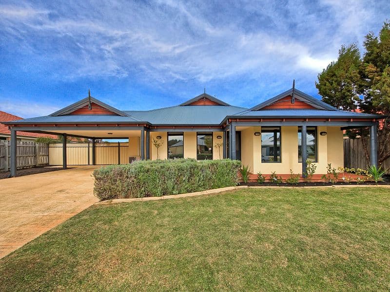 8 Pockett Avenue, ROCKINGHAM WA 6168, Rockingham - Image 1