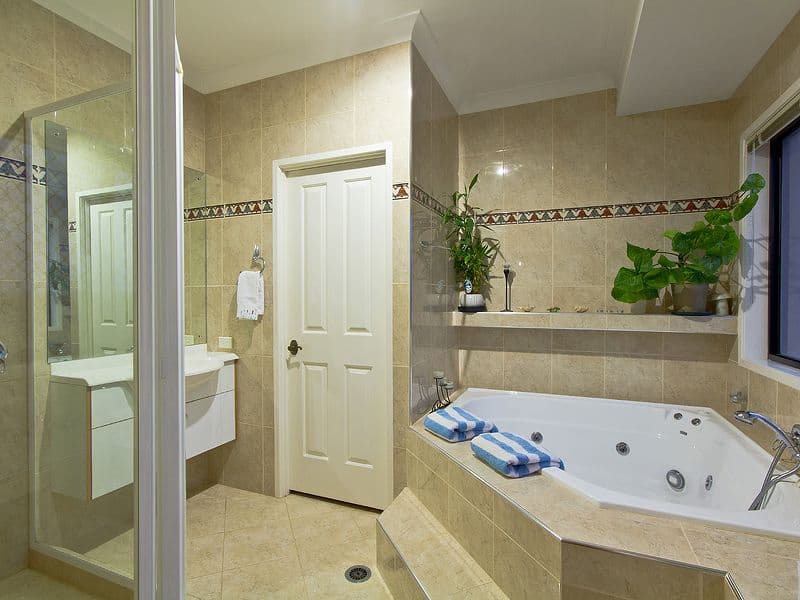 15 Mitaro Rise, PACIFIC PINES QLD 4211, Pacific Pines - Thumbnail 4