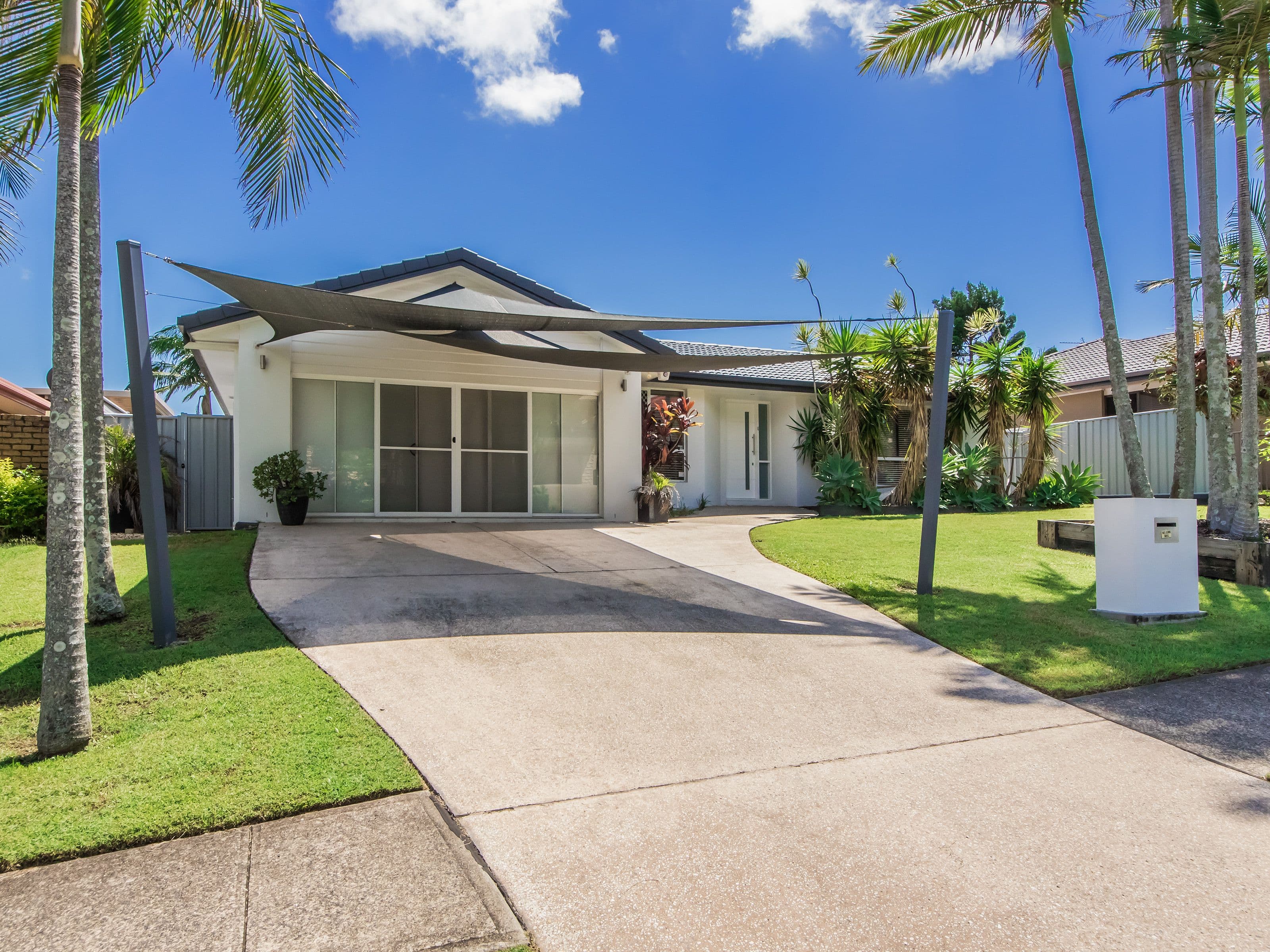 131 Treeview Drive, Burleigh Waters QLD 4220, Burleigh Waters - Thumbnail 6