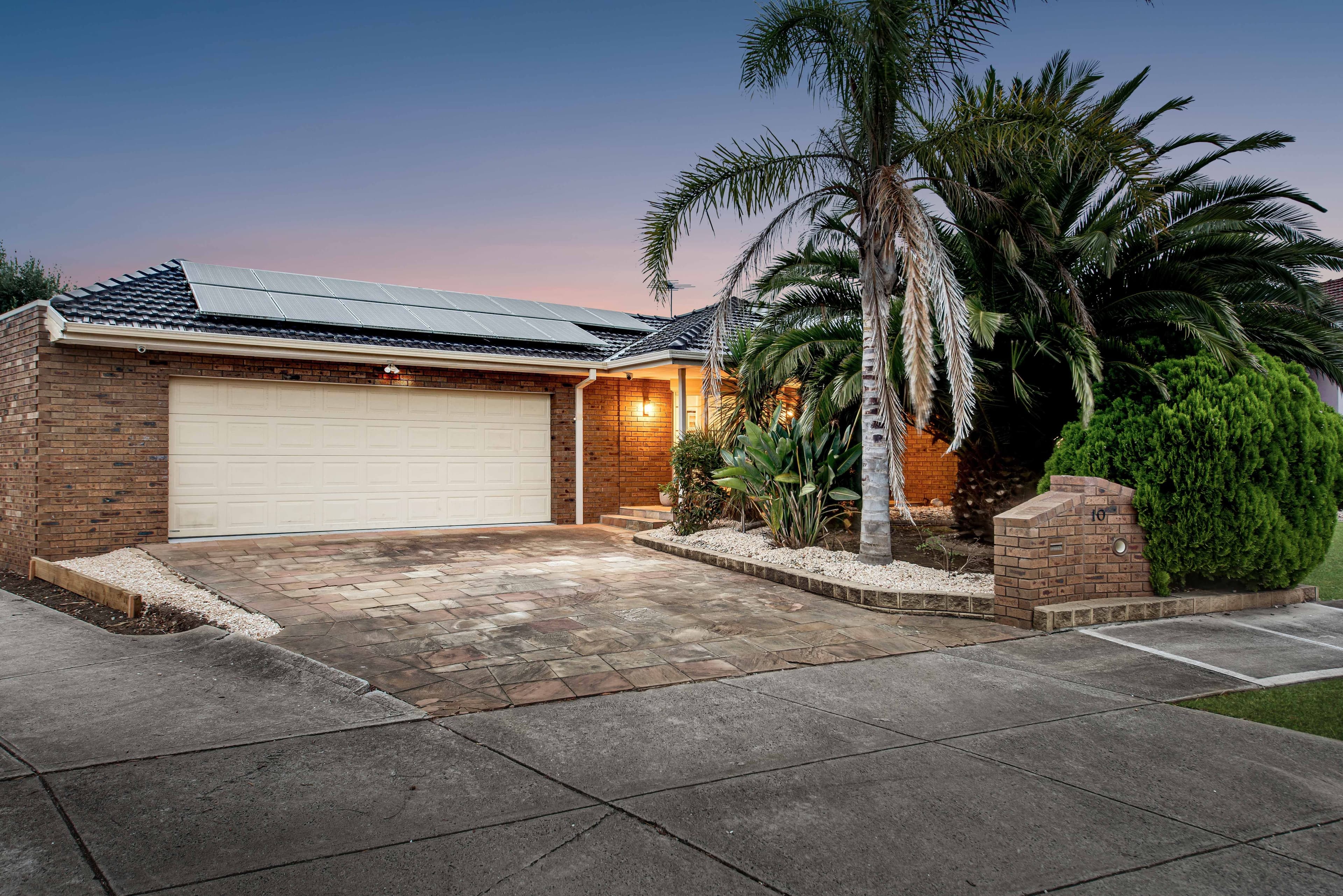 10 Glasson Court, Greenvale VIC 3059, Greenvale - Thumbnail 2