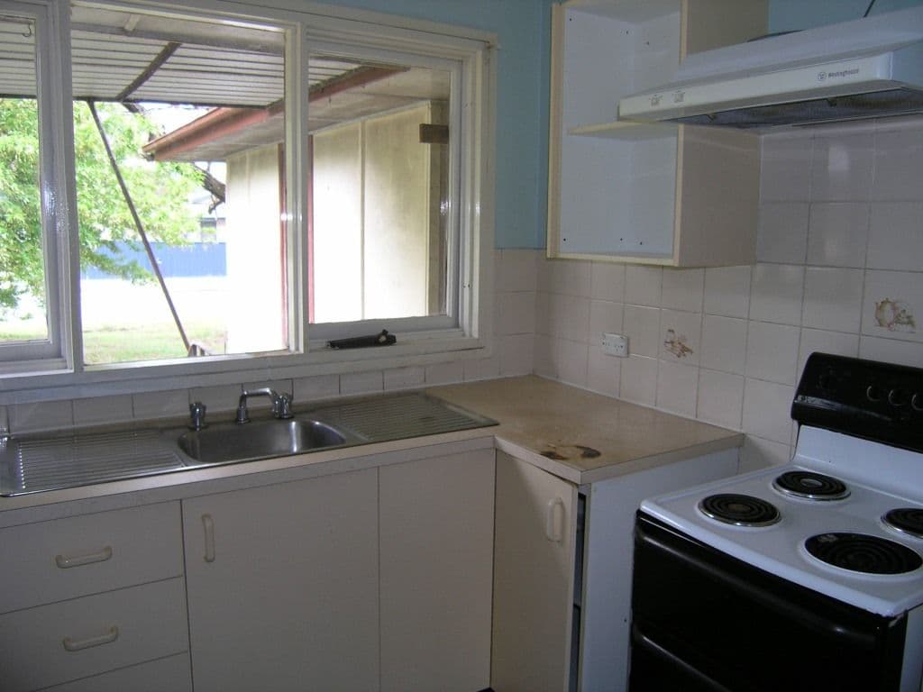 15 Nambucca Drive, WOY WOY NSW 2256, Woy Woy - Thumbnail 3