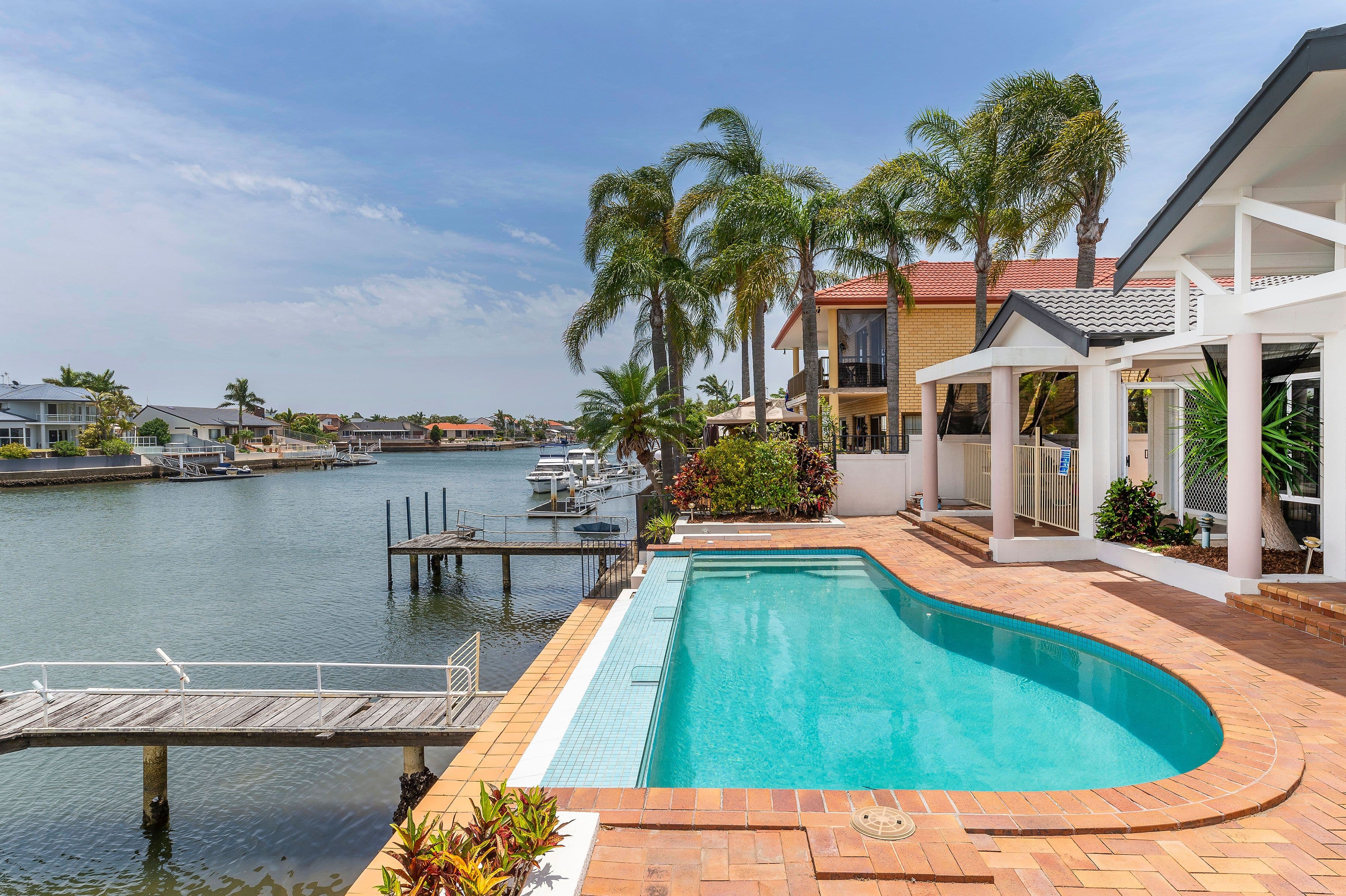 140 Morala Avenue, Runaway Bay QLD 4216, Runaway Bay - Thumbnail 2