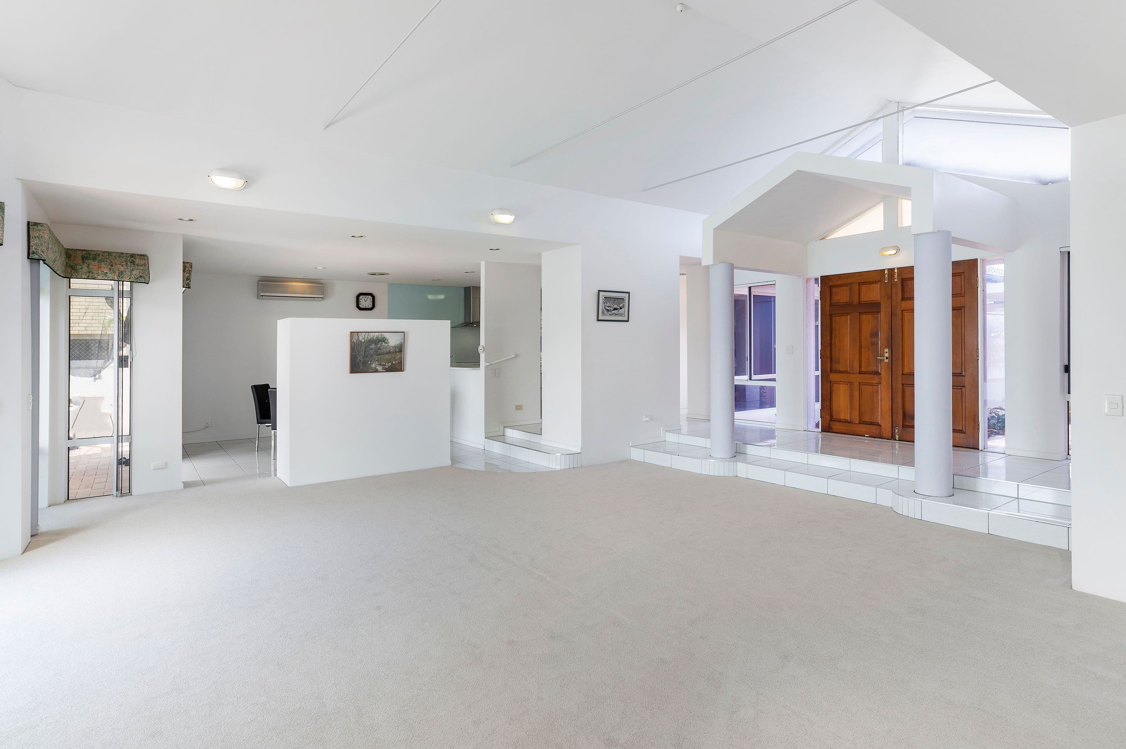 140 Morala Avenue, Runaway Bay QLD 4216, Runaway Bay - Thumbnail 4