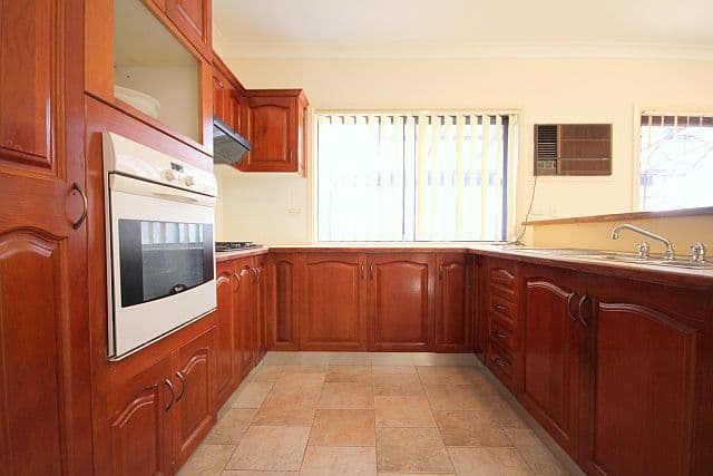 899 Punchbowl Road, PUNCHBOWL NSW 2196, Punchbowl - Thumbnail 3