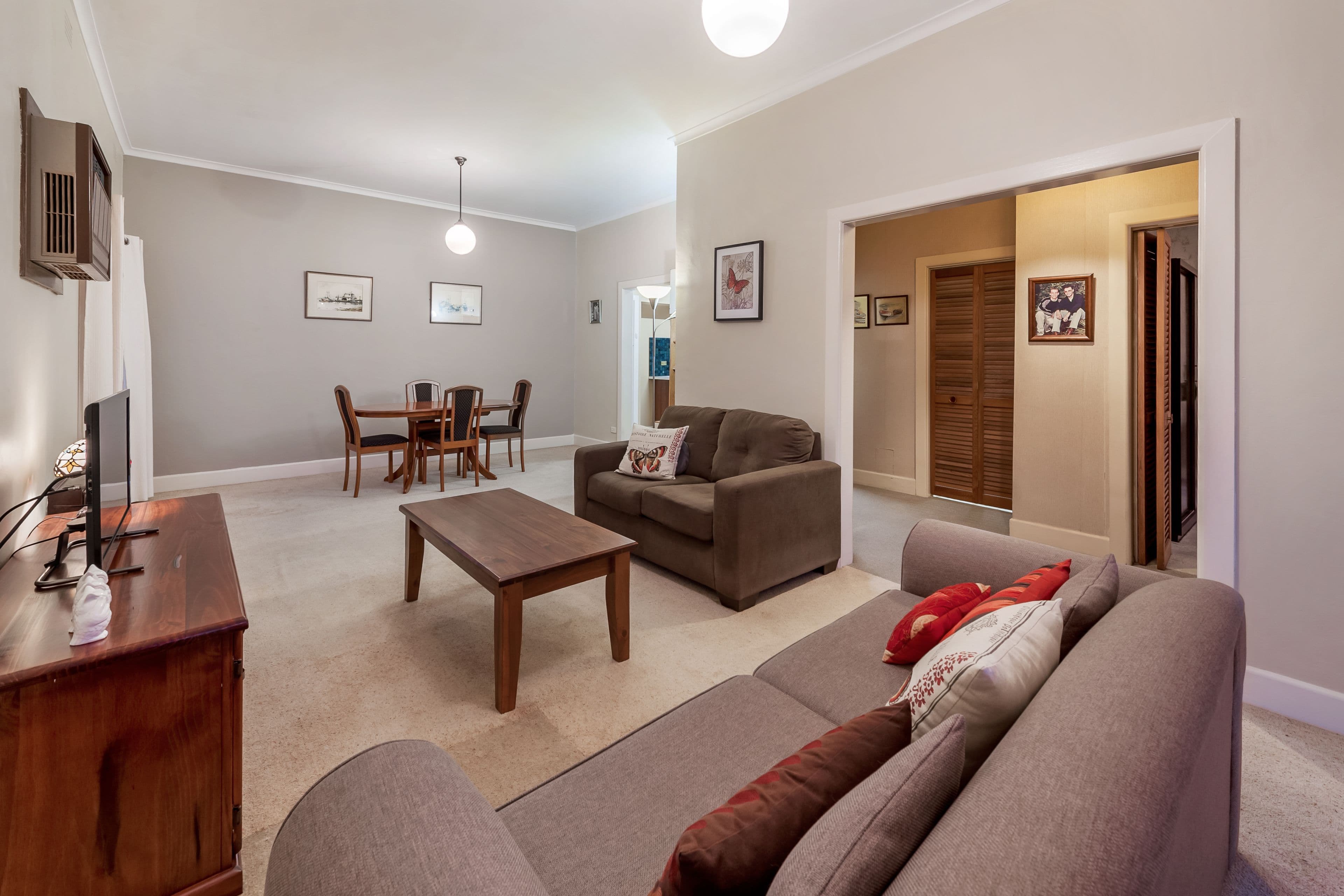 3 Cameron Street, Reservoir VIC 3073, Reservoir - Thumbnail 2