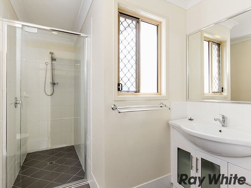 2 Michaels Promenade, Coomera QLD 4209, Coomera - Thumbnail 7