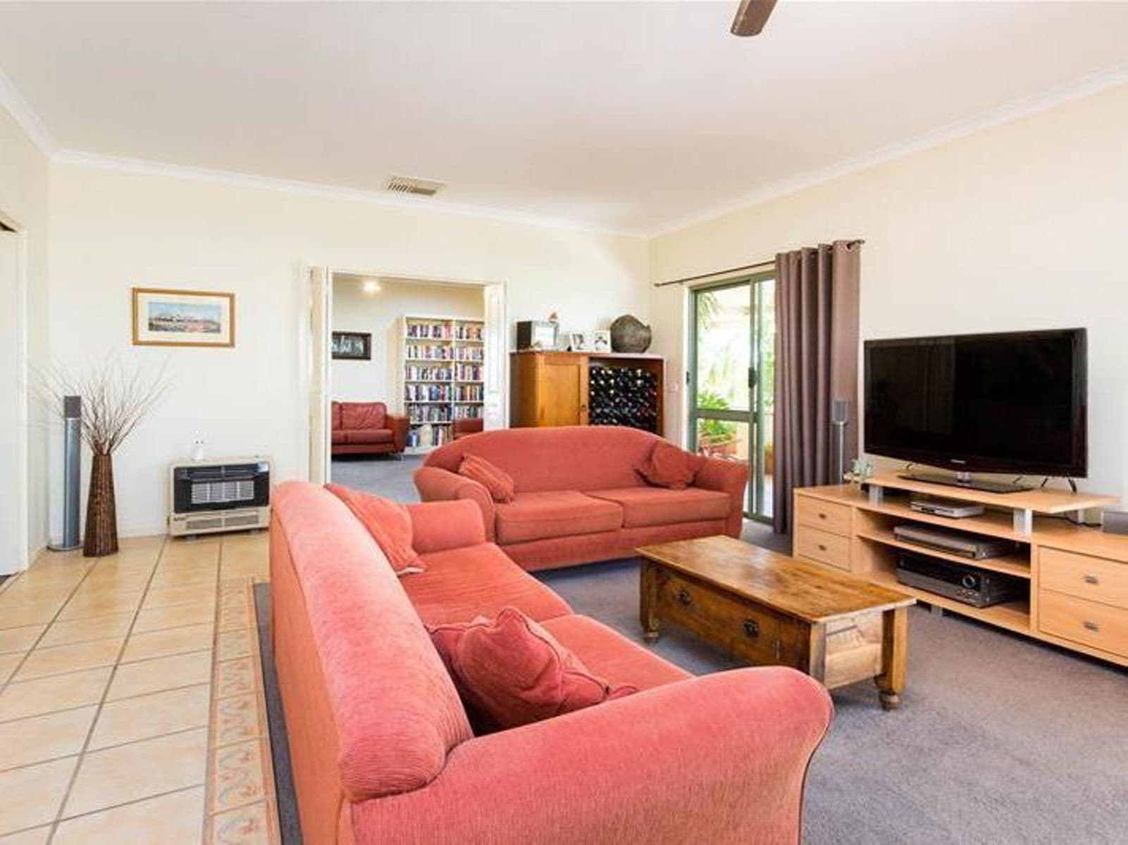 99 Cureton Avenue, Nichols Point - Thumbnail 3