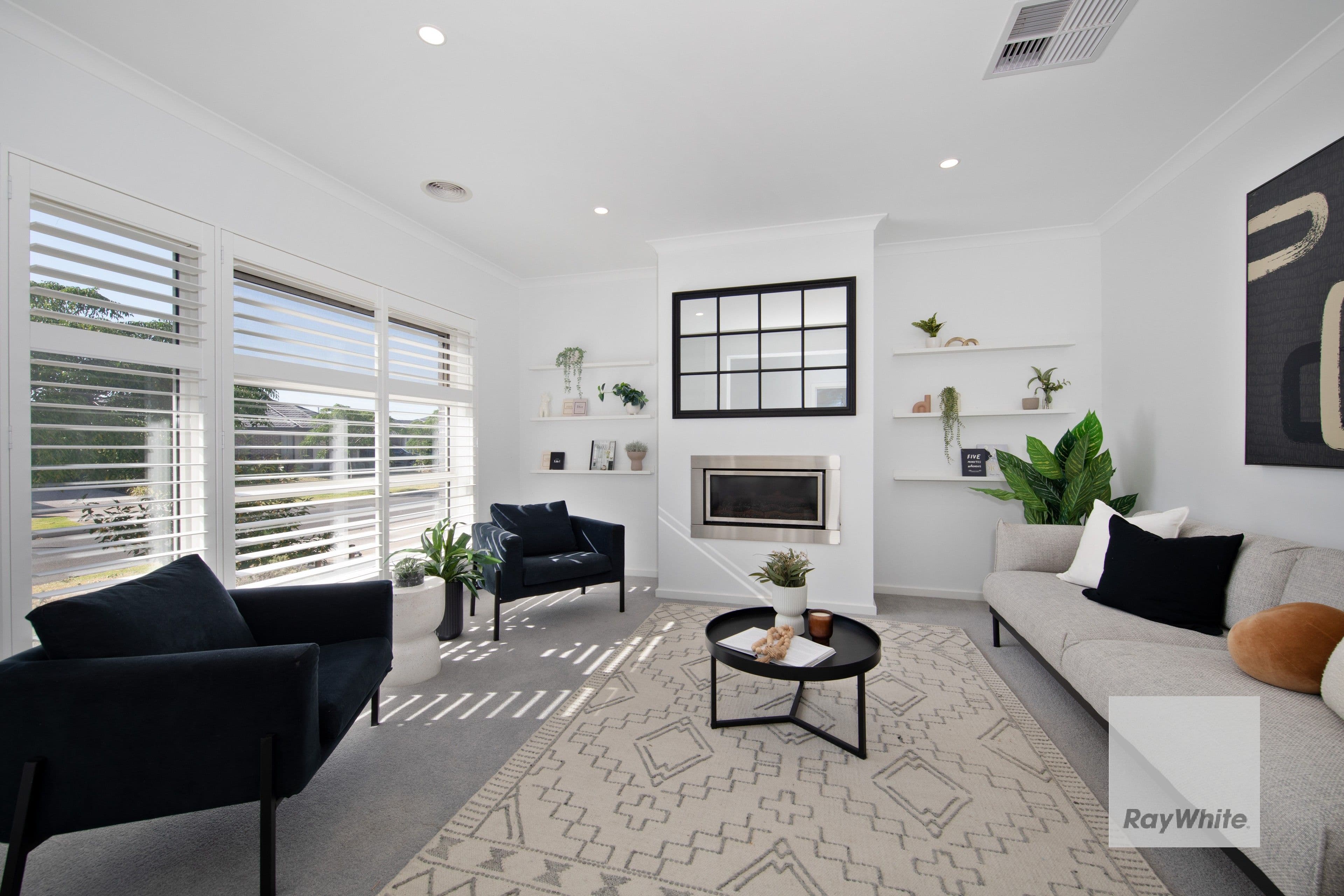 13 Bottlebrush Road, AINTREE VIC 3336, Aintree - Thumbnail 2