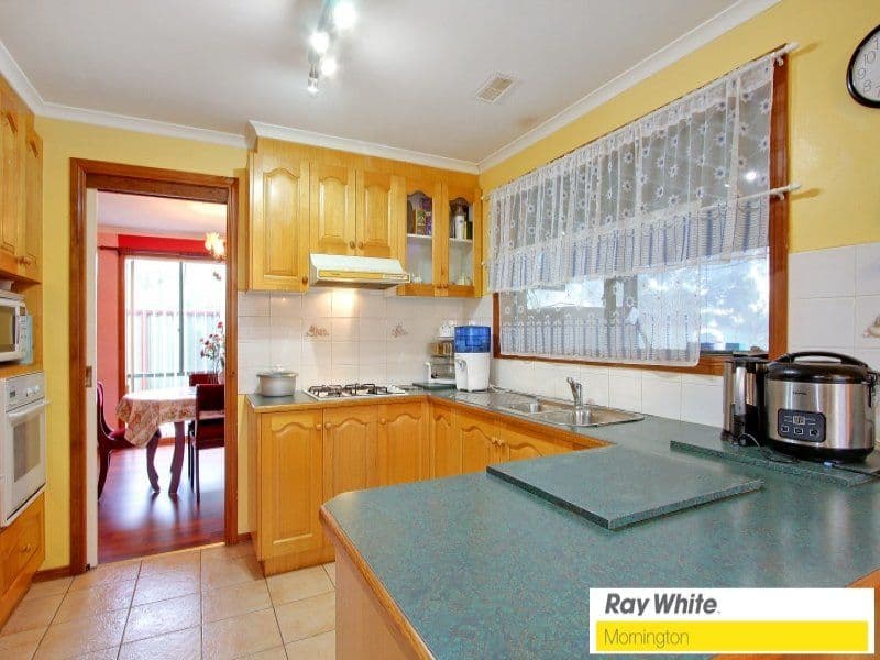 13 Parkside Crescent, MORNINGTON VIC 3931, Mornington - Thumbnail 8