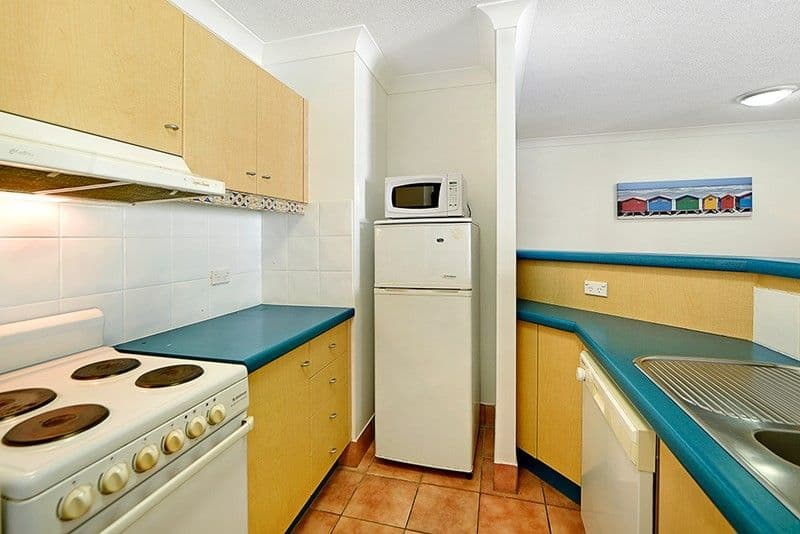 11-17 Philip Avenue, Broadbeach QLD 4218, Broadbeach - Thumbnail 8