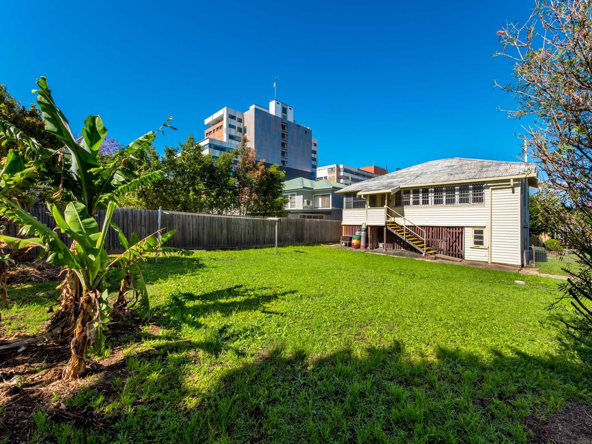 1 Little Uralba Street, Lismore - Image 1