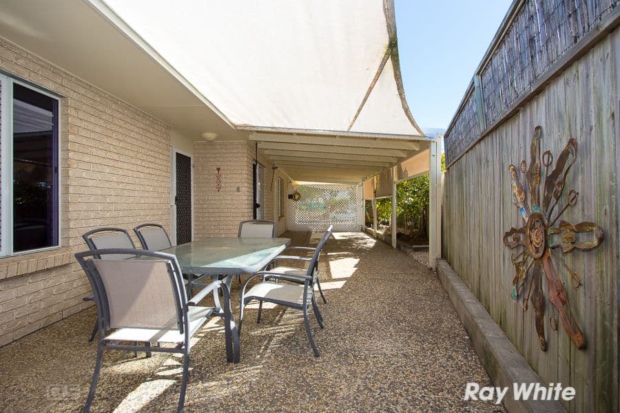 2 Calm Court, BONGAREE QLD 4507, Bongaree - Thumbnail 4