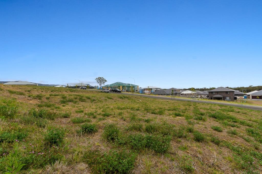 42 (Lot 1009) Bunya Street, Horsley NSW 2530, Horsley - Thumbnail 2