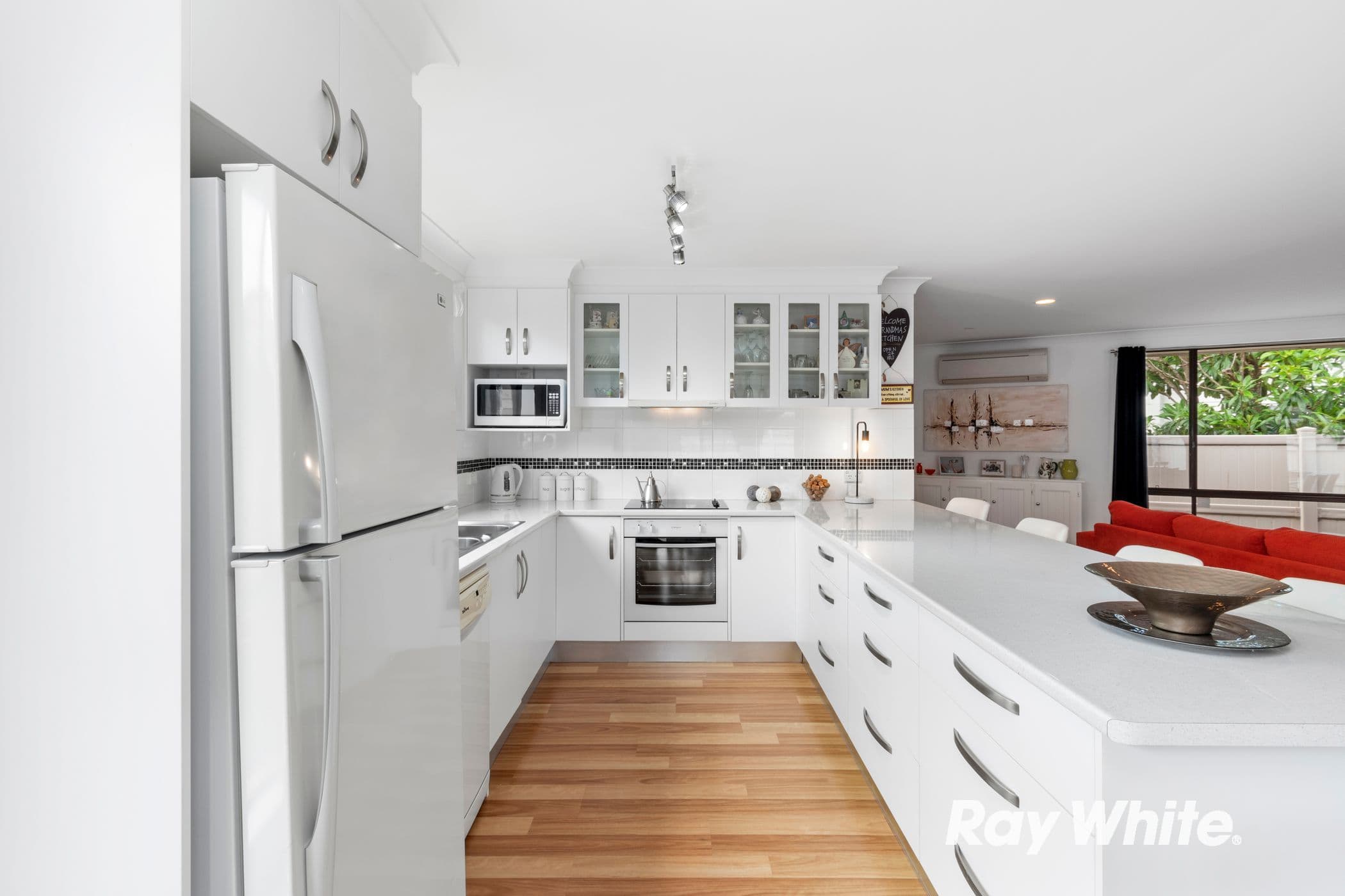 8 Larmer Close, Broulee NSW 2537, Broulee - Thumbnail 3