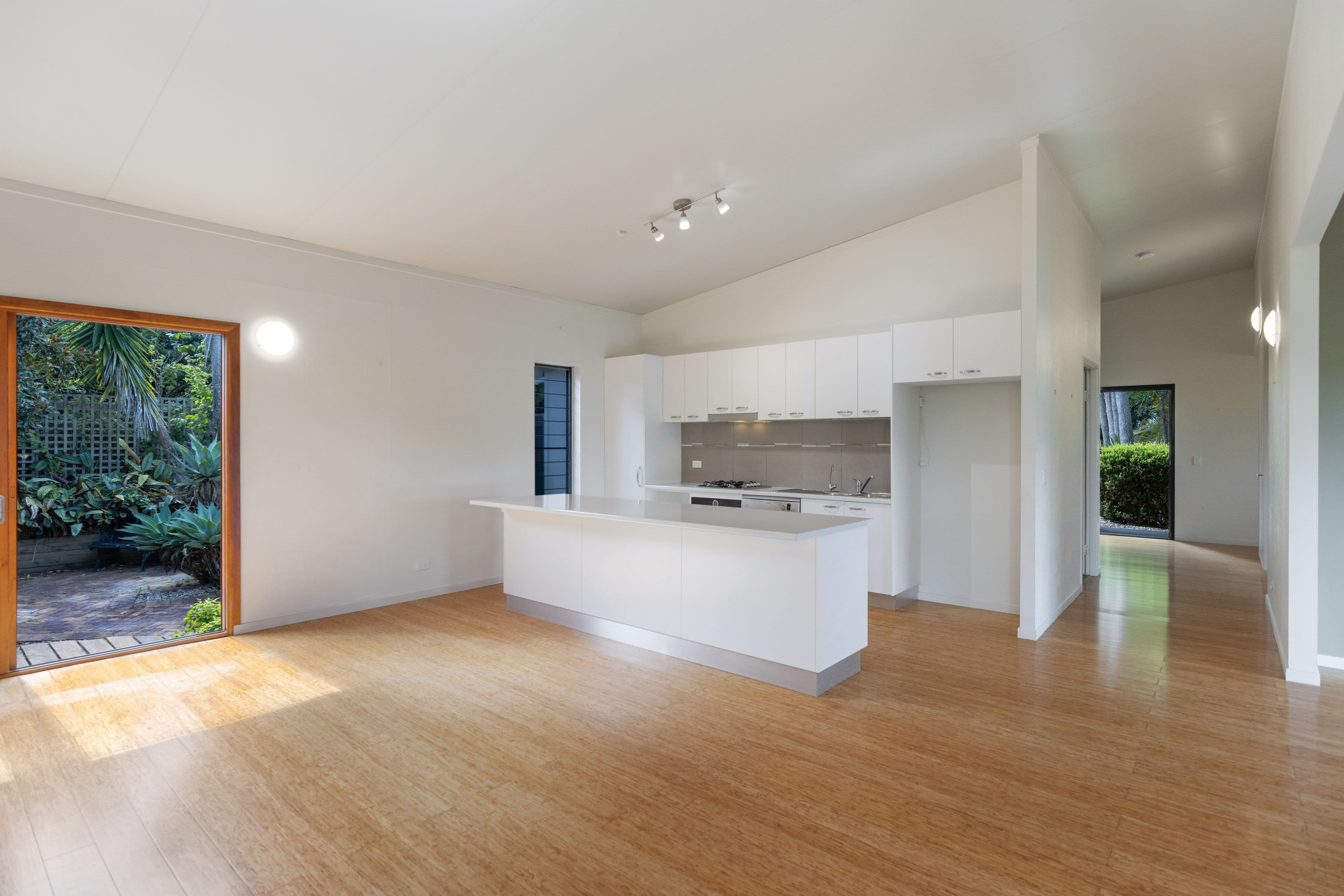 5 Piccabeen Place, Maleny QLD 4552, Maleny - Thumbnail 3