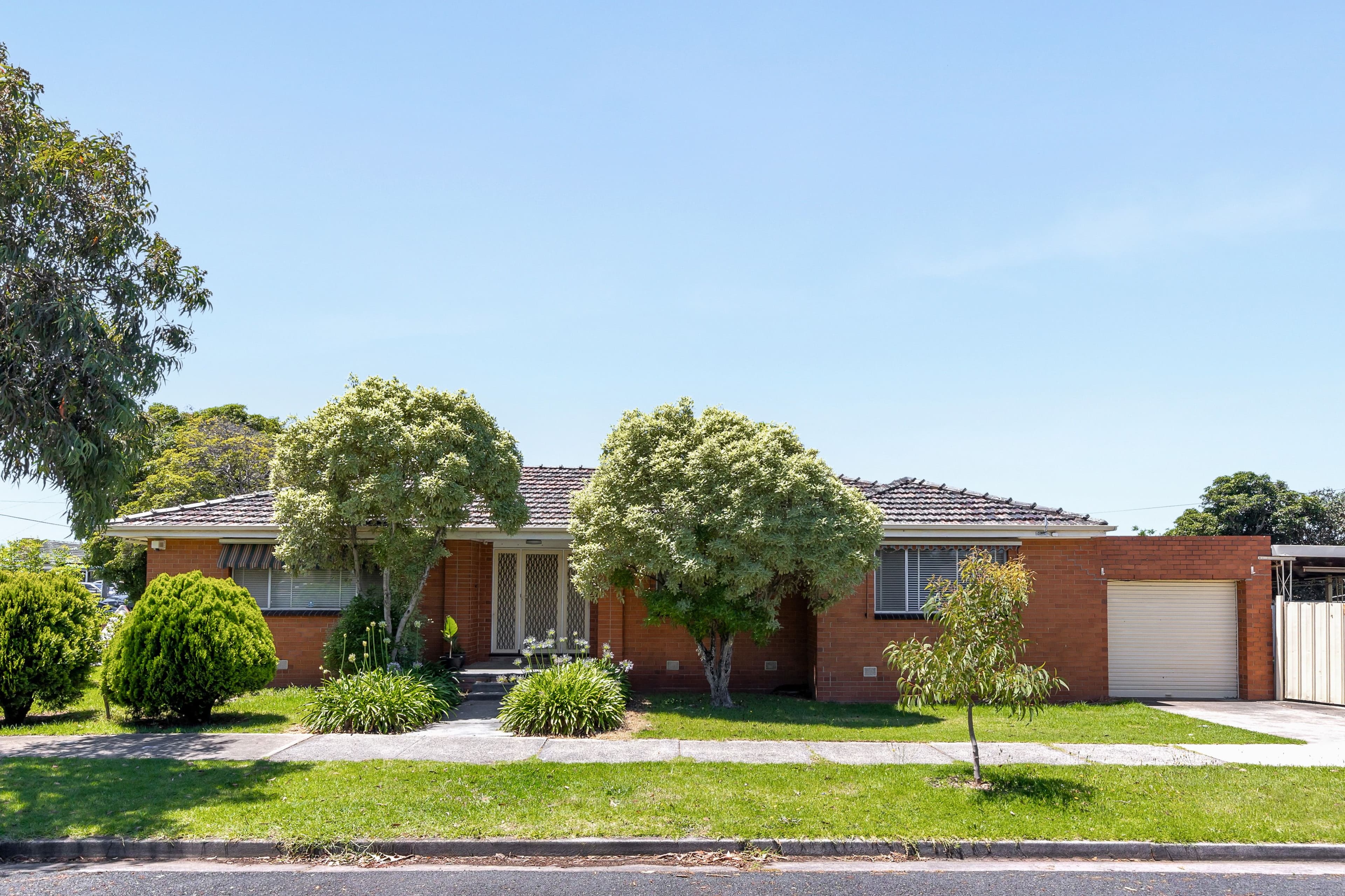 43 Wren Street, Altona VIC 3018, Altona - Image 1