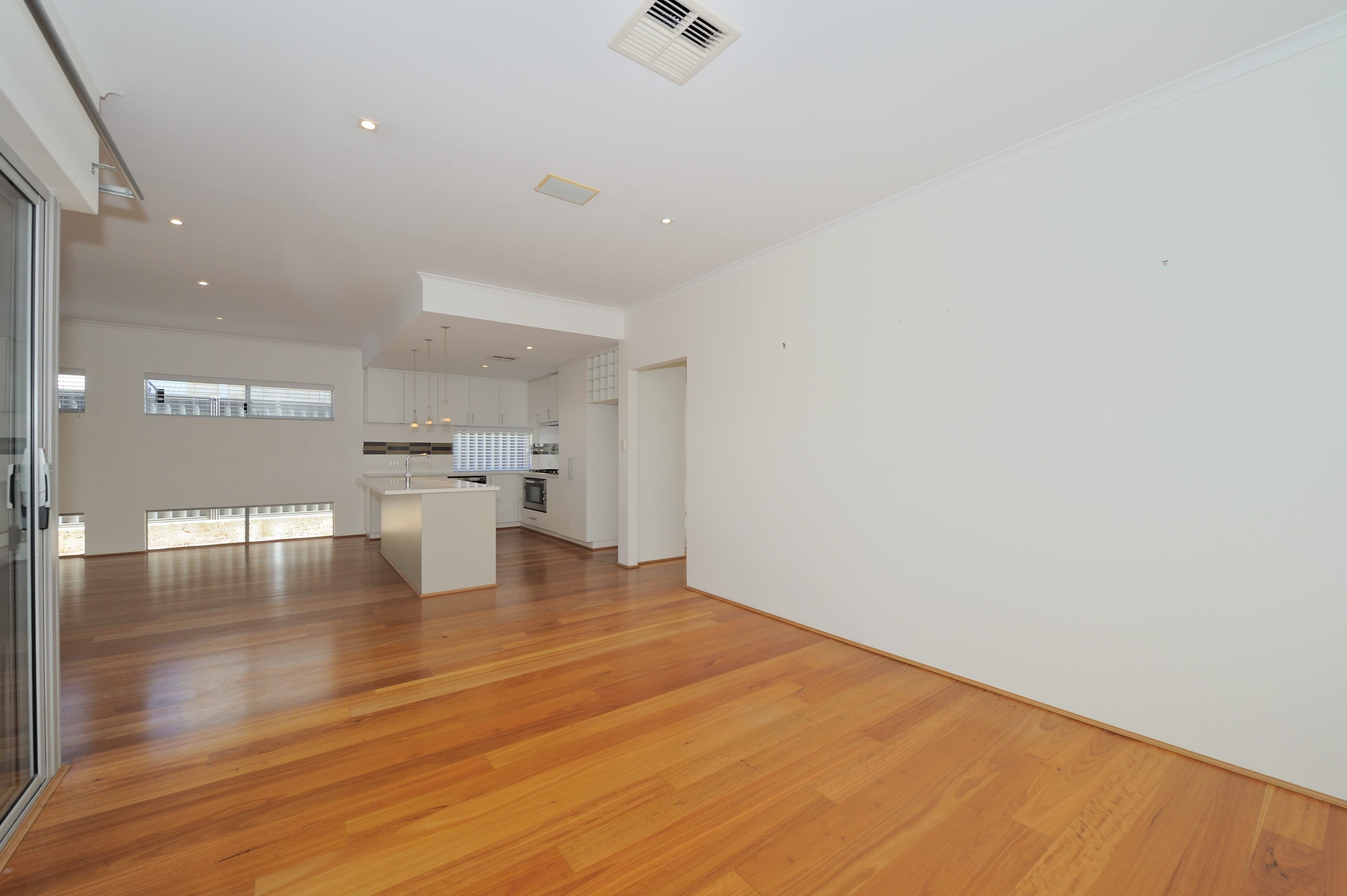 14 Wesley Way, Aveley WA 6069, Aveley - Thumbnail 3