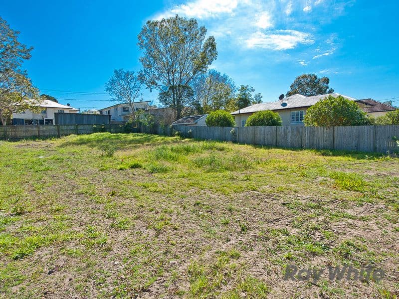 75 Griffith Street, Everton Park QLD 4053, Everton Park - Thumbnail 2