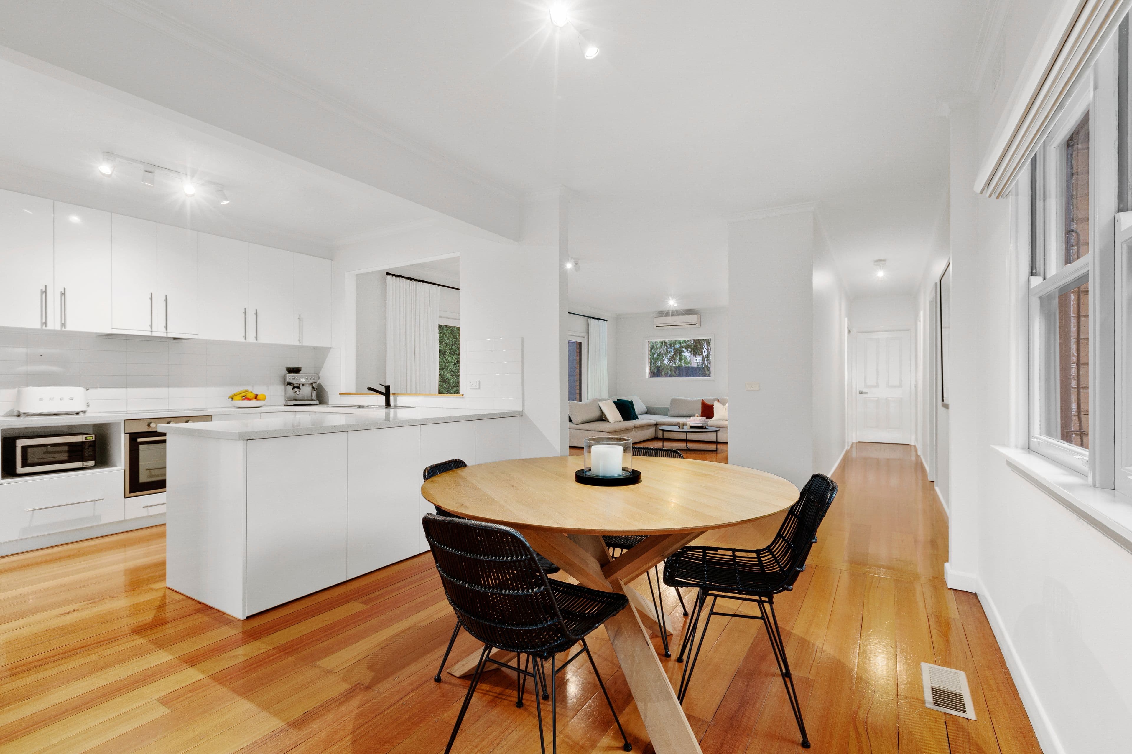 4 Warren Road, Cheltenham VIC 3192, Cheltenham - Thumbnail 8