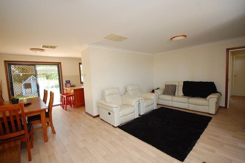 2/8 Oram Street, Shepparton, Shepparton - Thumbnail 3
