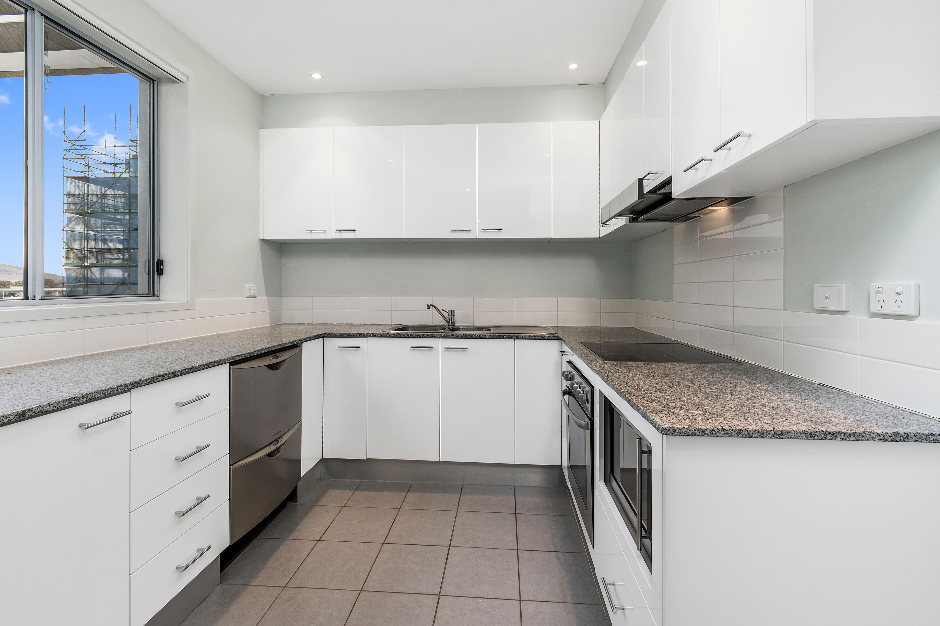 6 Toby Place, Mooroolbark, Mooroolbark - Thumbnail 4