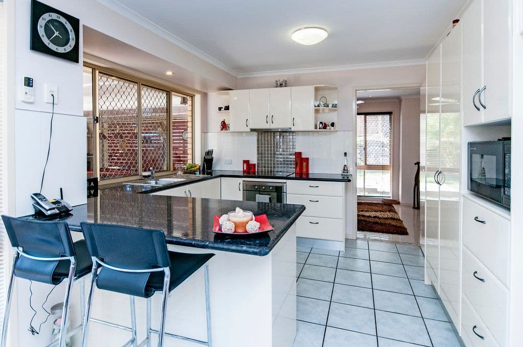7 Fiona Street, BELLBIRD PARK QLD 4300, Bellbird Park - Thumbnail 6