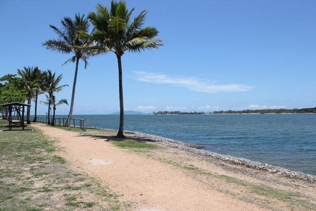 124 John Dory Street, Taylors Beach QLD 4850, Taylors Beach - Thumbnail 3