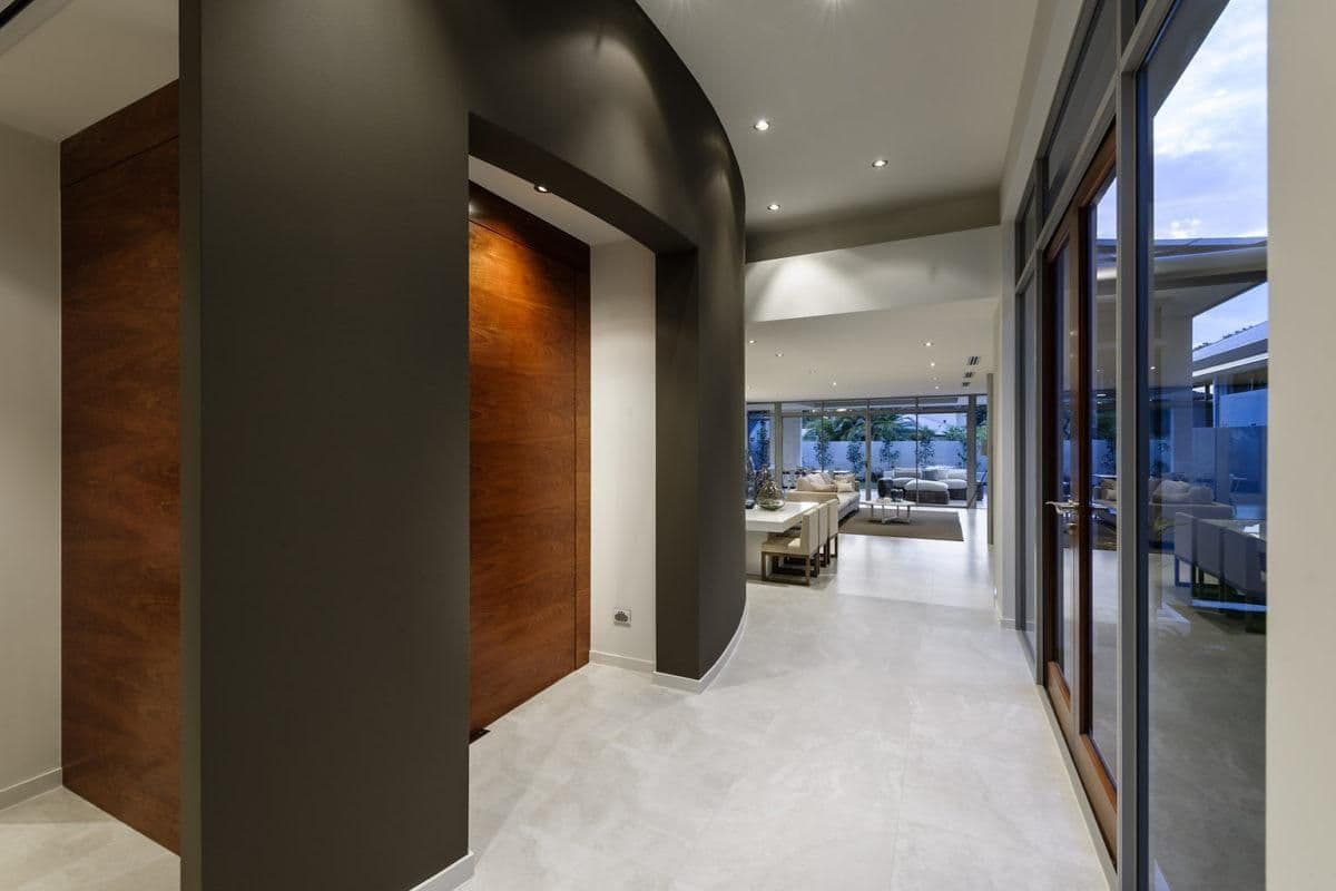9a Morrison Street, COMO WA 6152, Como - Thumbnail 2