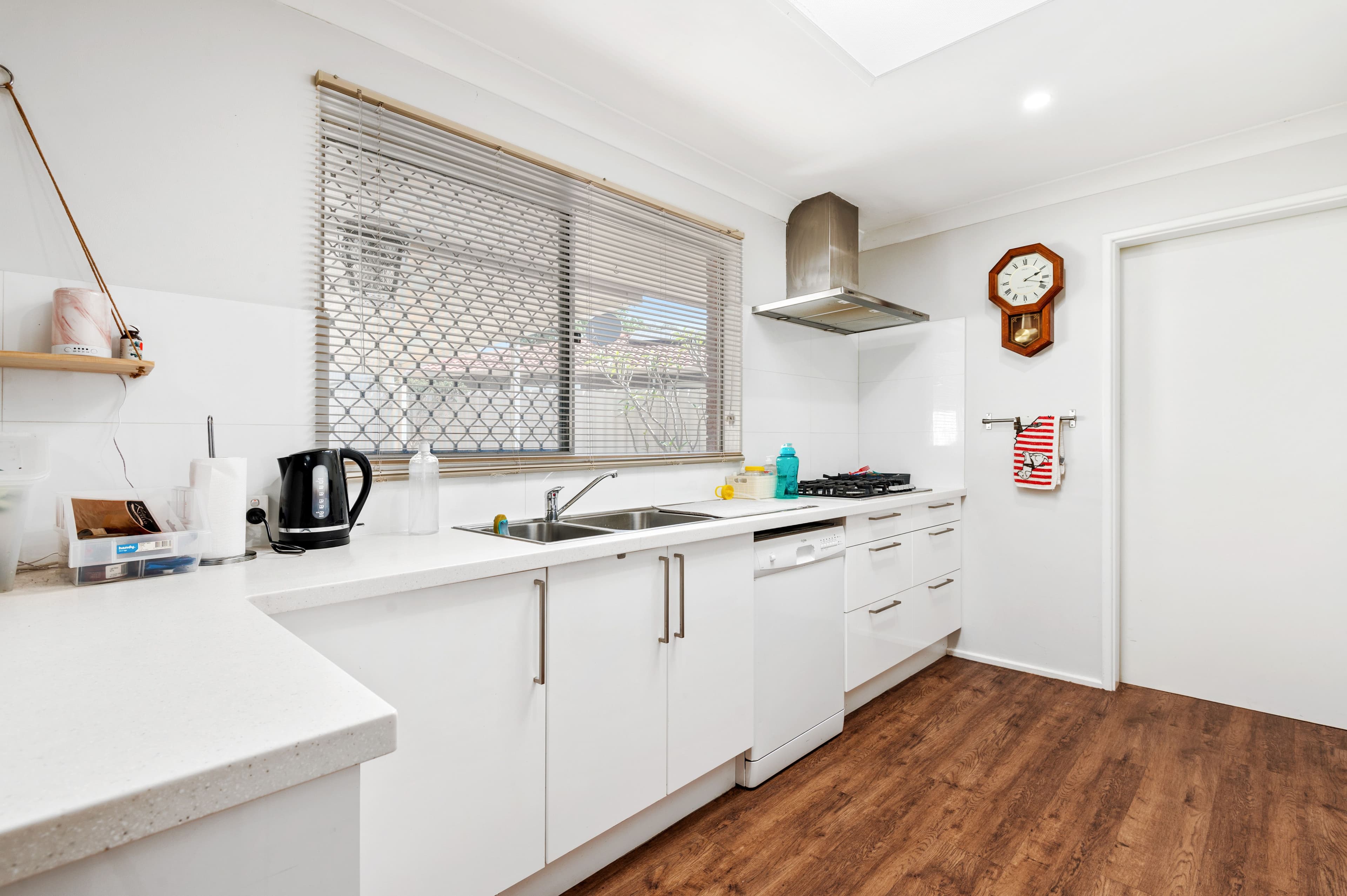 27 McLeish Place, Thornlie WA 6108, Thornlie - Image 1