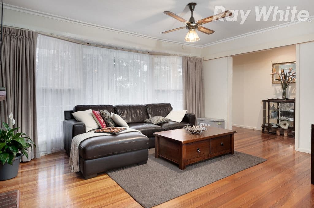 49 Moreton Crescent, BUNDOORA VIC 3083, Bundoora - Thumbnail 3