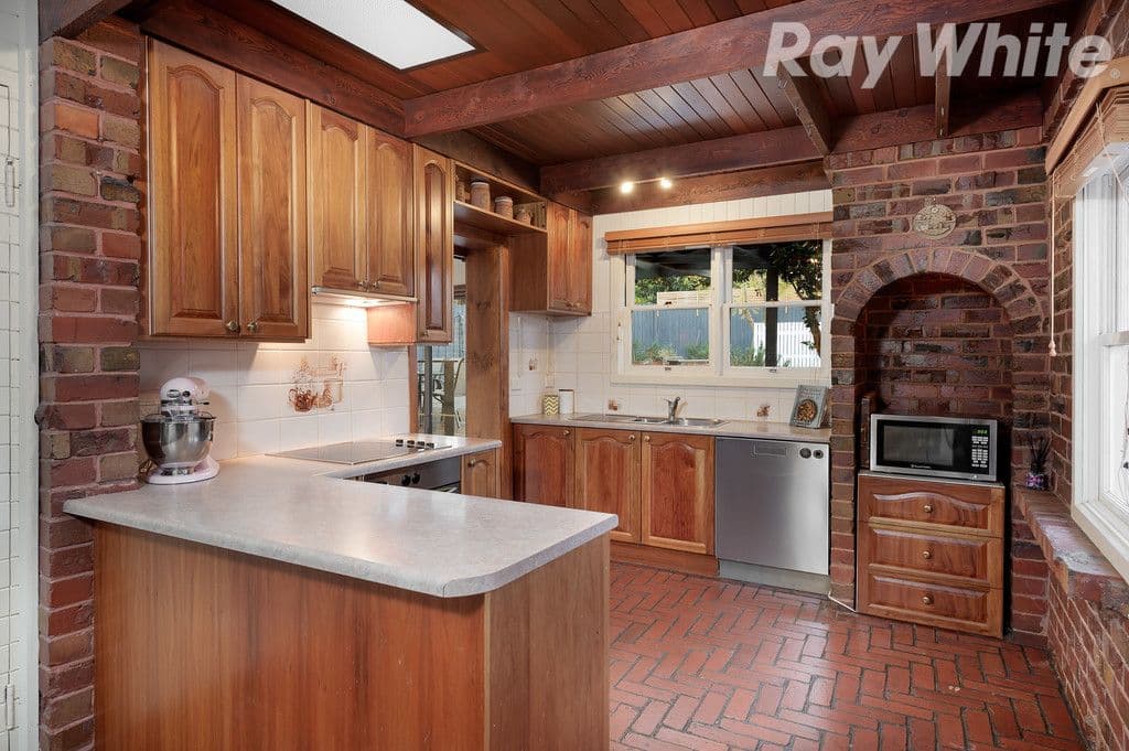 49 Moreton Crescent, BUNDOORA VIC 3083, Bundoora - Thumbnail 4