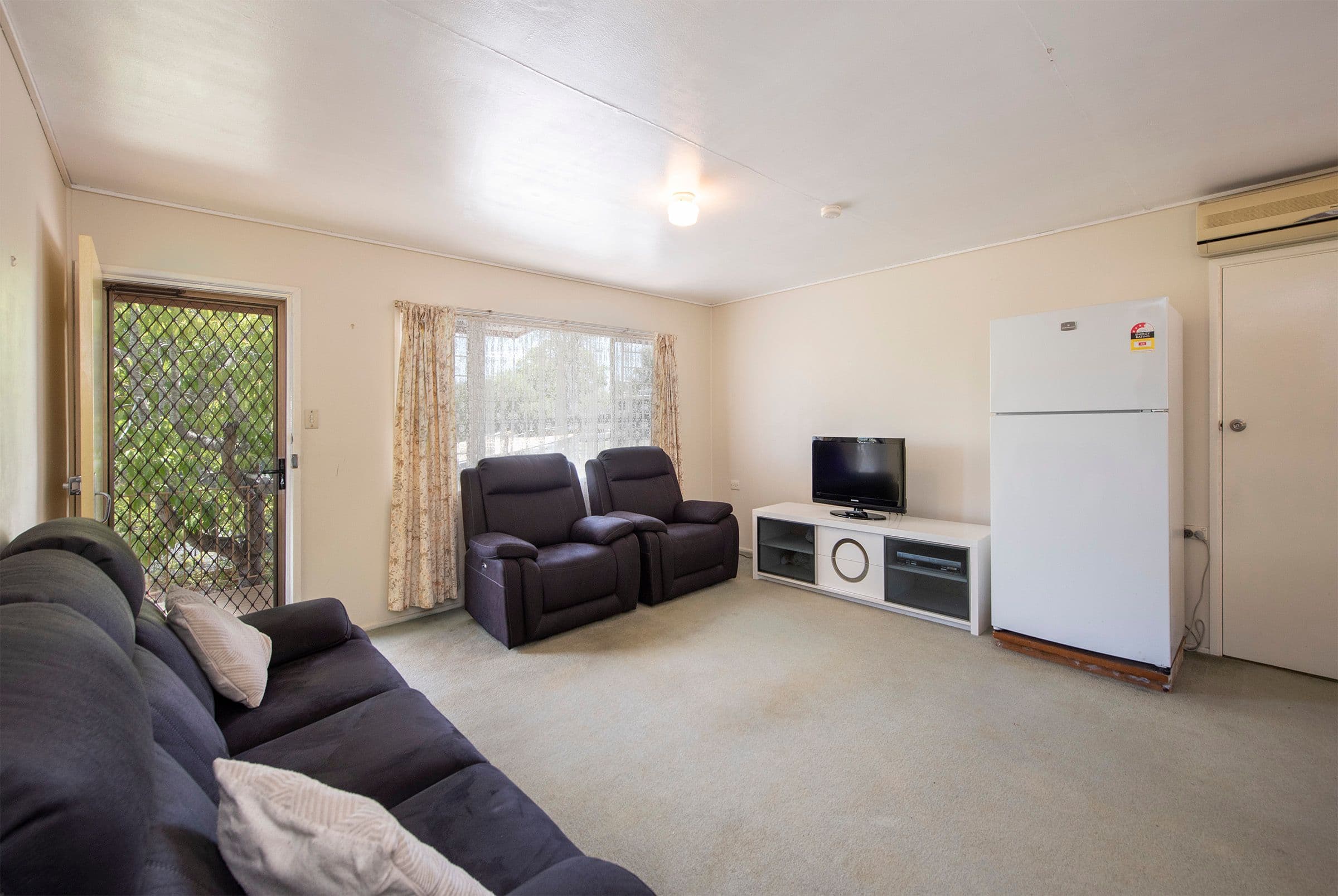7 Moore Street, Logan Central QLD 4114, Logan Central - Thumbnail 3