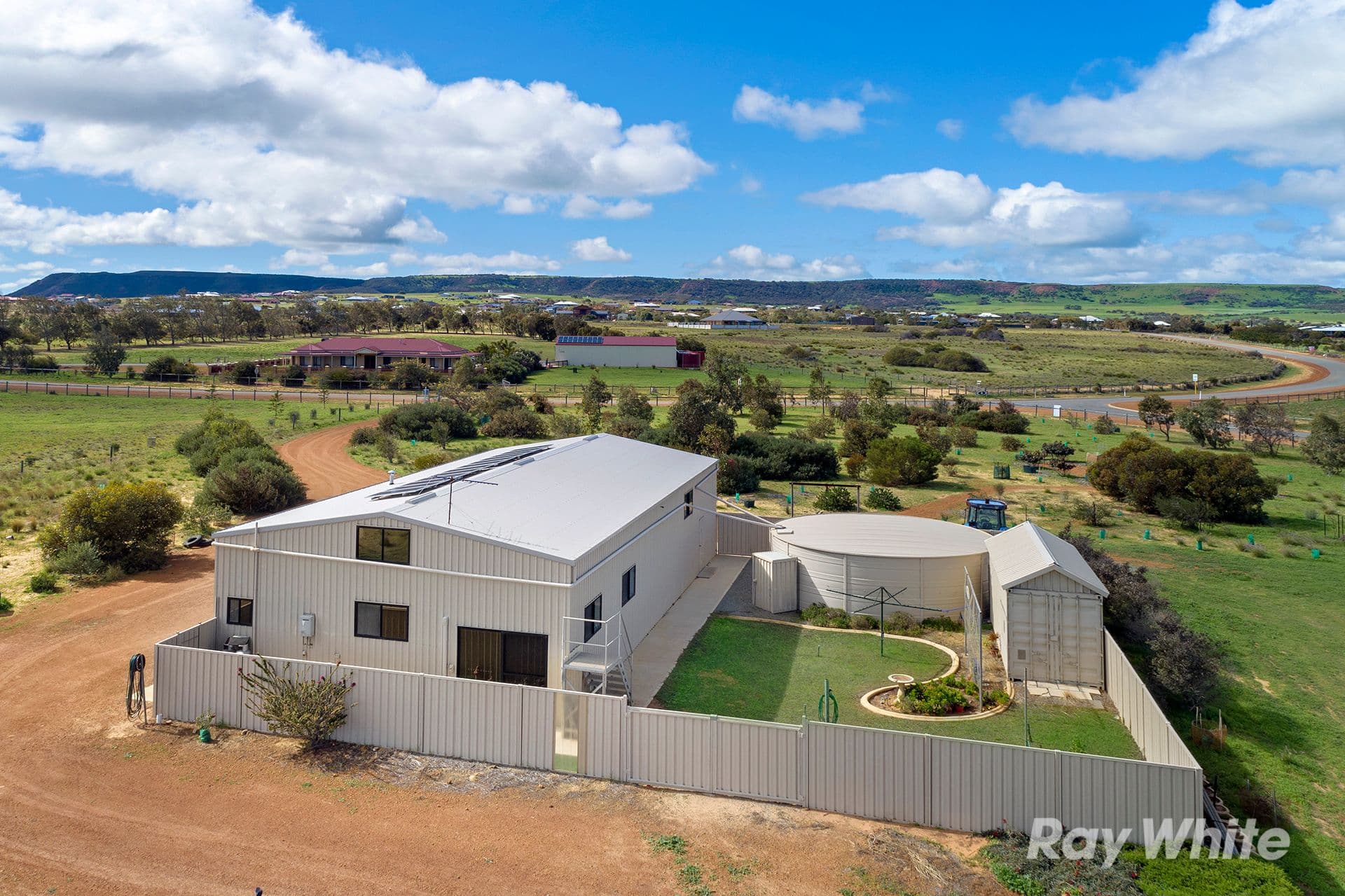131 Parmelia Boulevard, White Peak WA 6532, White Peak - Thumbnail 4