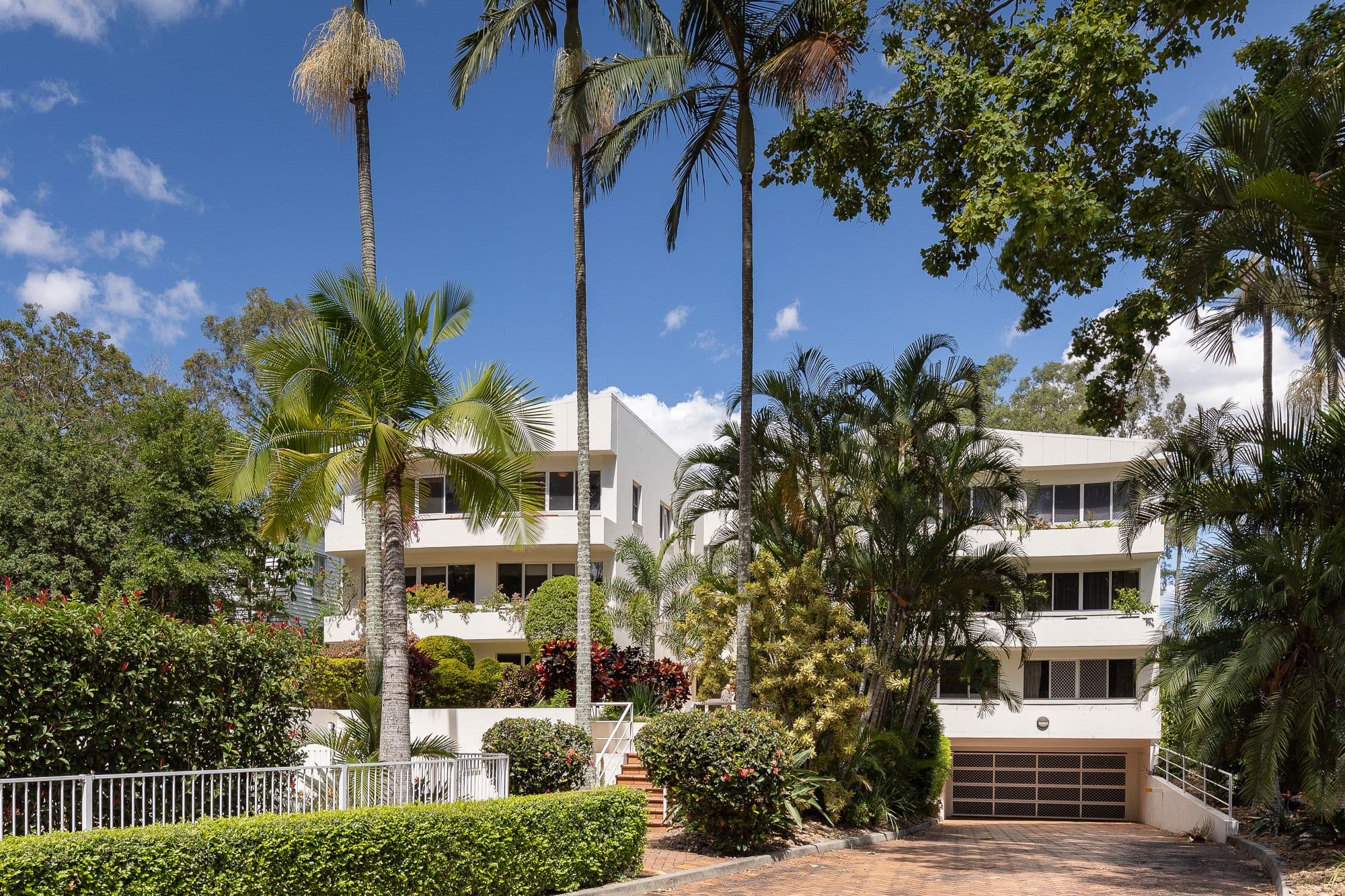 9 Dudley Street, Highgate Hill QLD 4101, Highgate Hill - Thumbnail 2