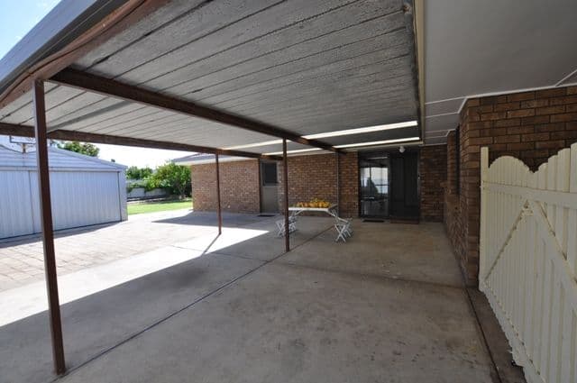 31 Butterworth Road, Aldinga Beach SA 5173, Aldinga Beach - Thumbnail 3