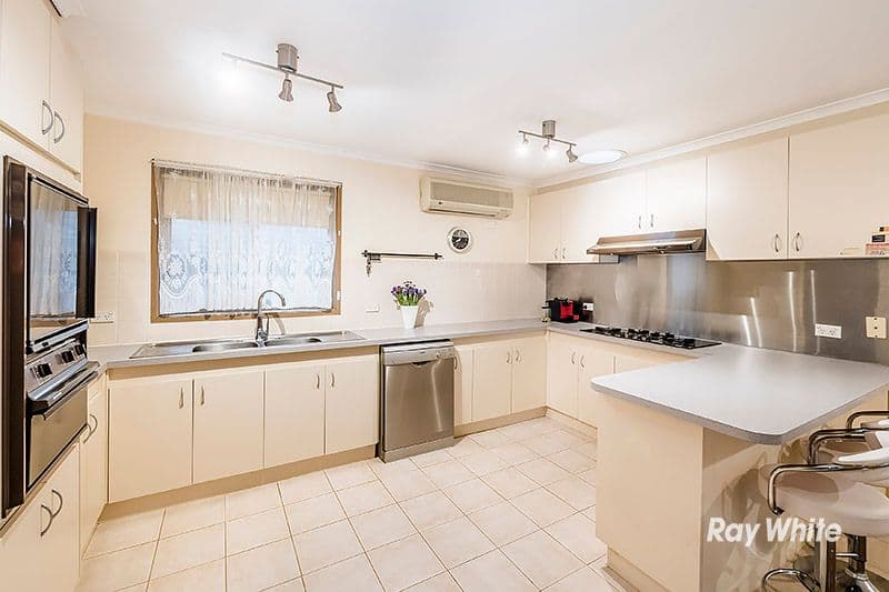 7 Yaltara Close, Cranbourne West VIC 3977, Cranbourne West - Image 1