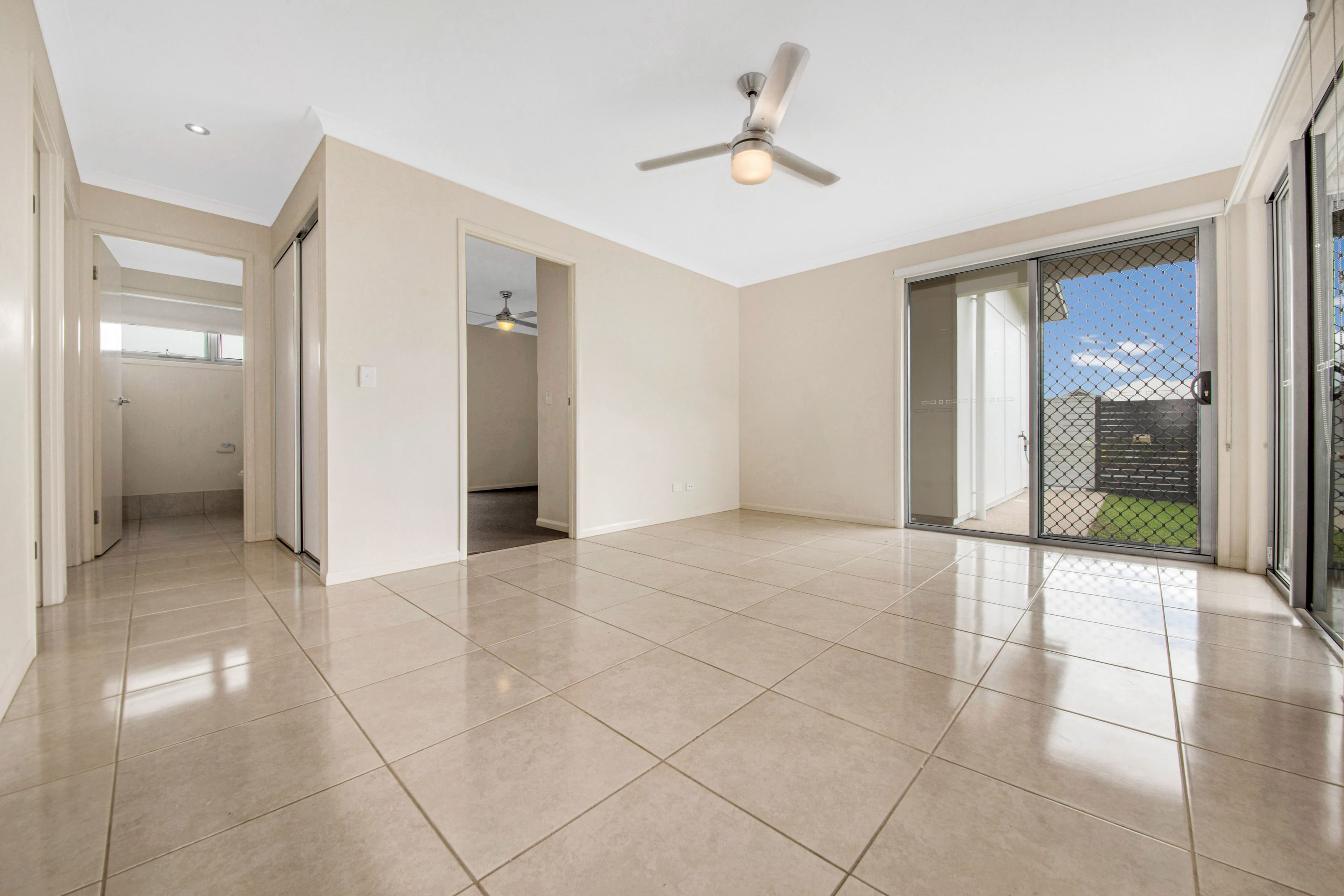 2 Eccles Close, Kirkwood QLD 4680, Kirkwood - Thumbnail 6
