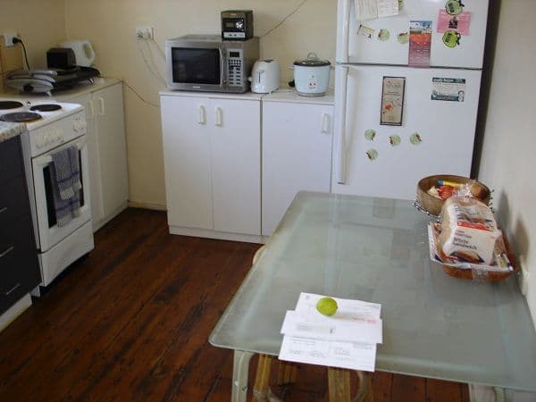 104 Nudgee Road, HAMILTON QLD 4007, Hamilton - Thumbnail 4