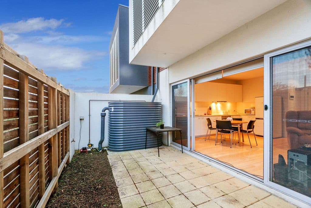 21 Waxflower Crescent, BUNDOORA VIC 3083, Bundoora - Thumbnail 7