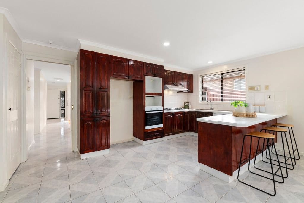 34 Bowman Drive, Mill Park VIC 3082, Mill Park - Thumbnail 5