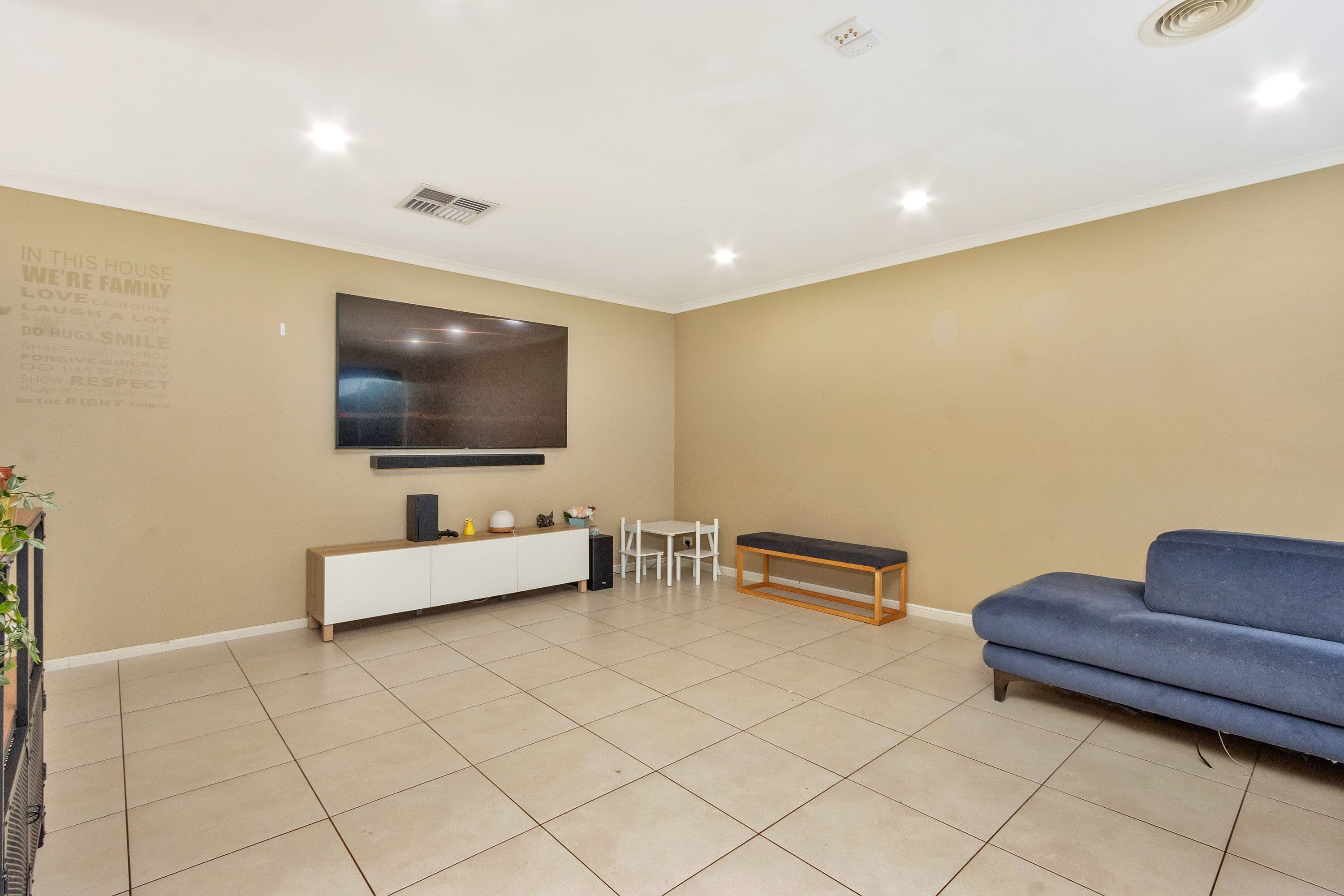 16 Mark Avenue, Craigmore SA 5114, Craigmore - Thumbnail 6