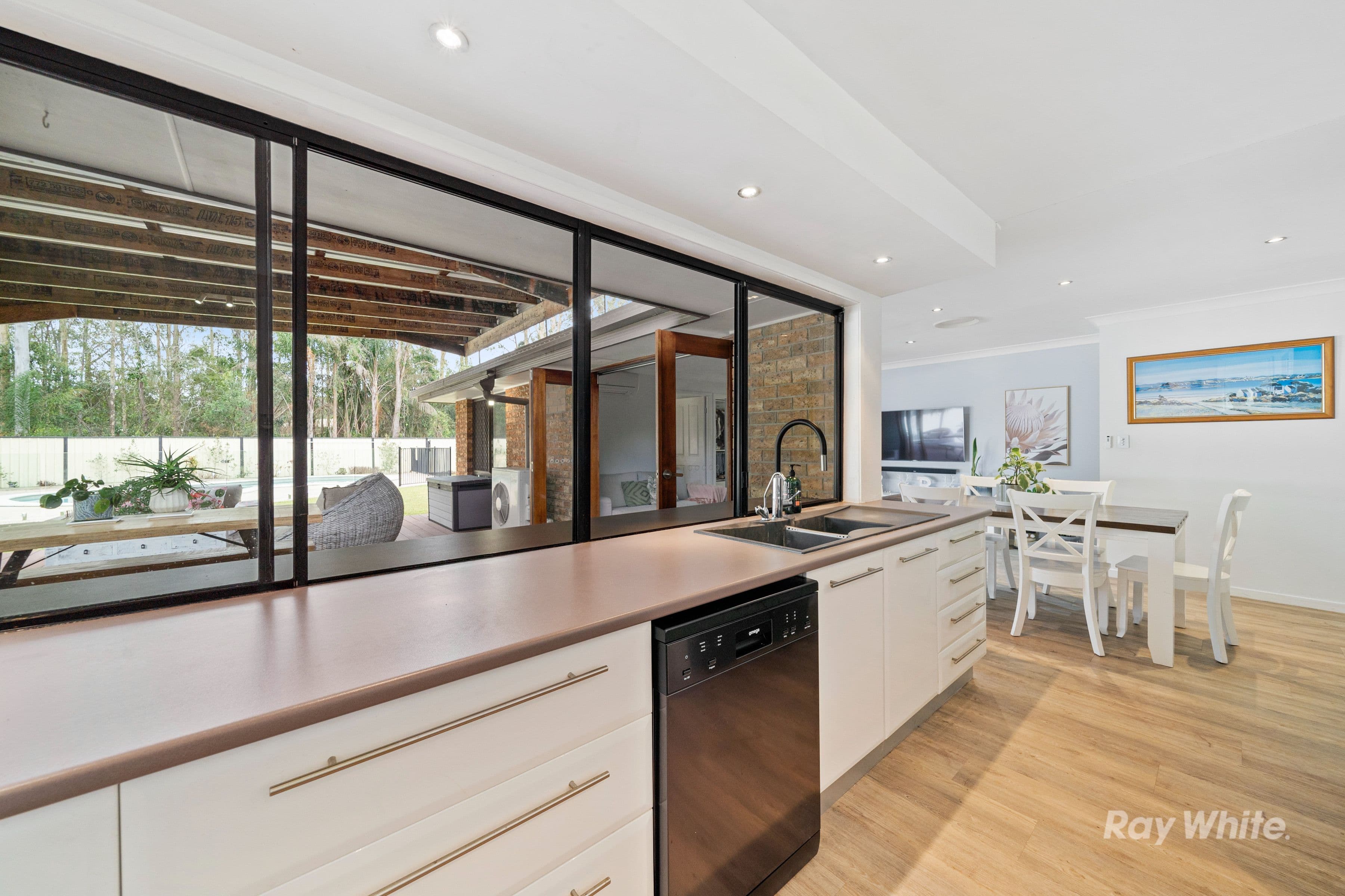 105 Lyndale Street, Daisy Hill QLD 4127, Daisy Hill - Thumbnail 5